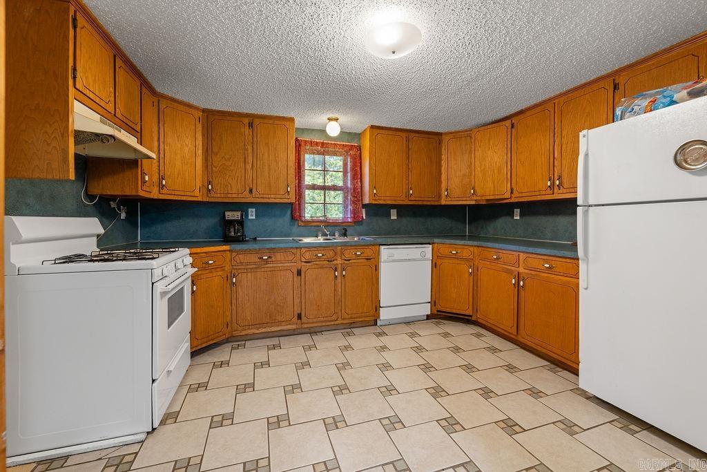 135  Cress Ln  Clinton, AR