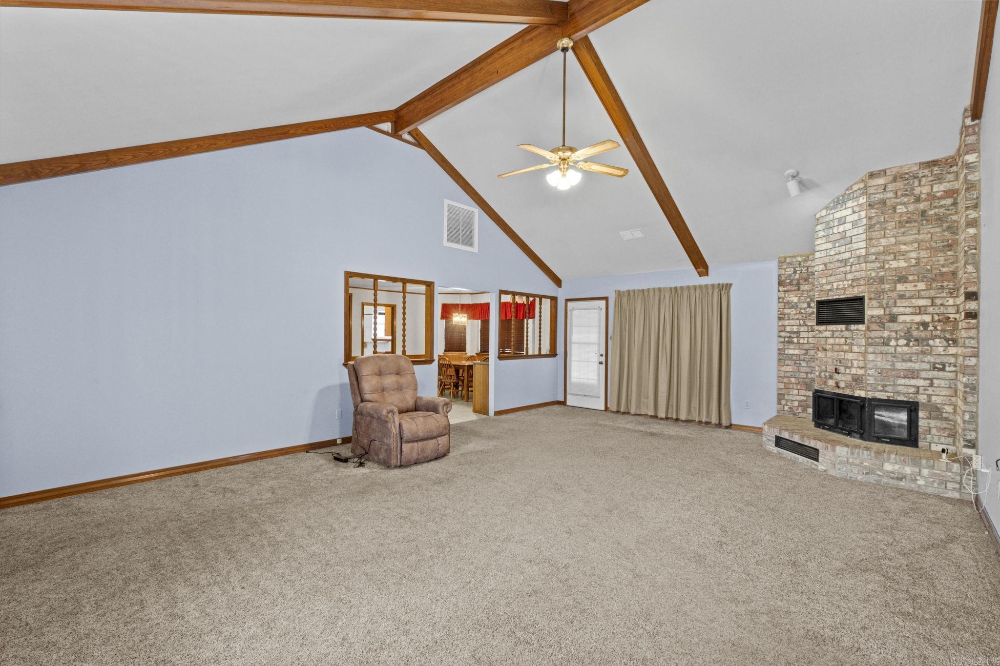 204  Pleasant Ridge Road  El Paso, AR