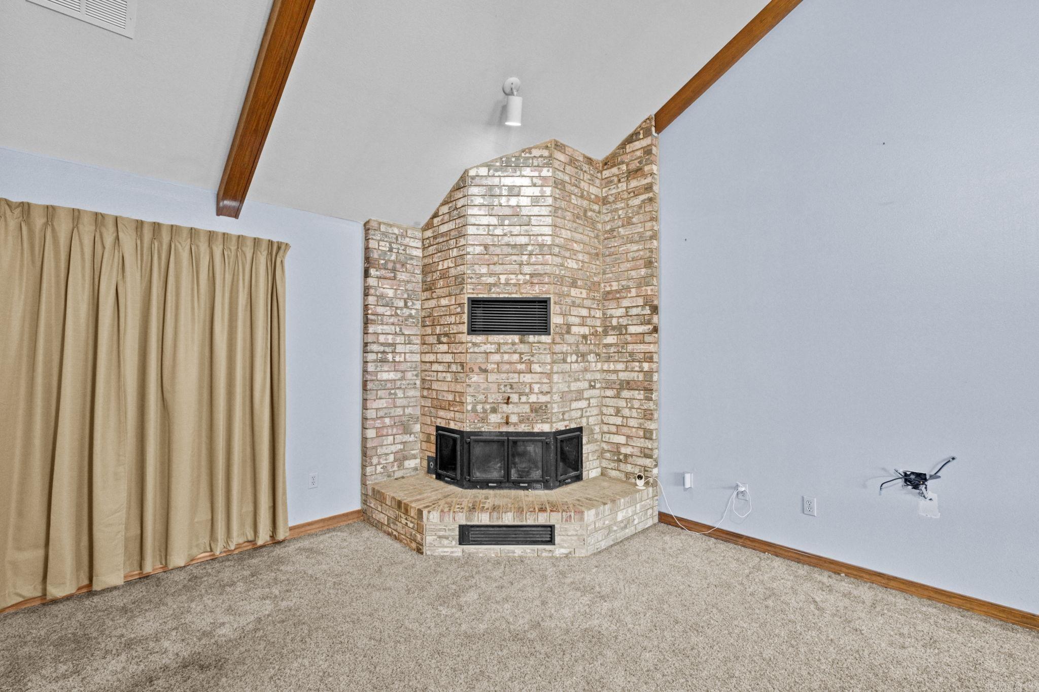 204  Pleasant Ridge Road  El Paso, AR