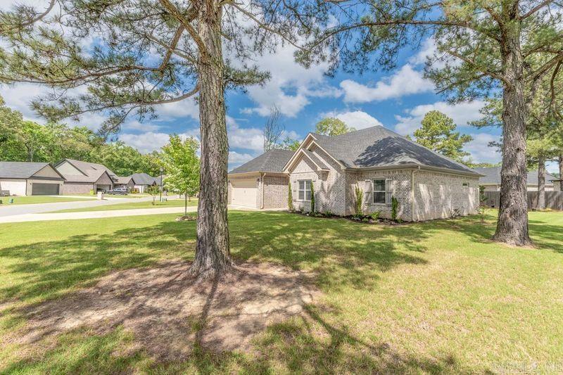204  Heather  Beebe, AR