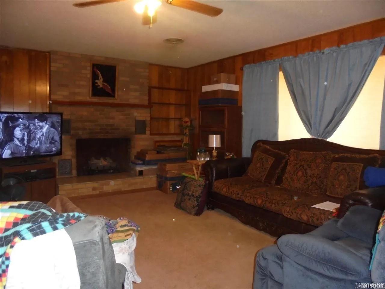 738  Pine  Amity, AR