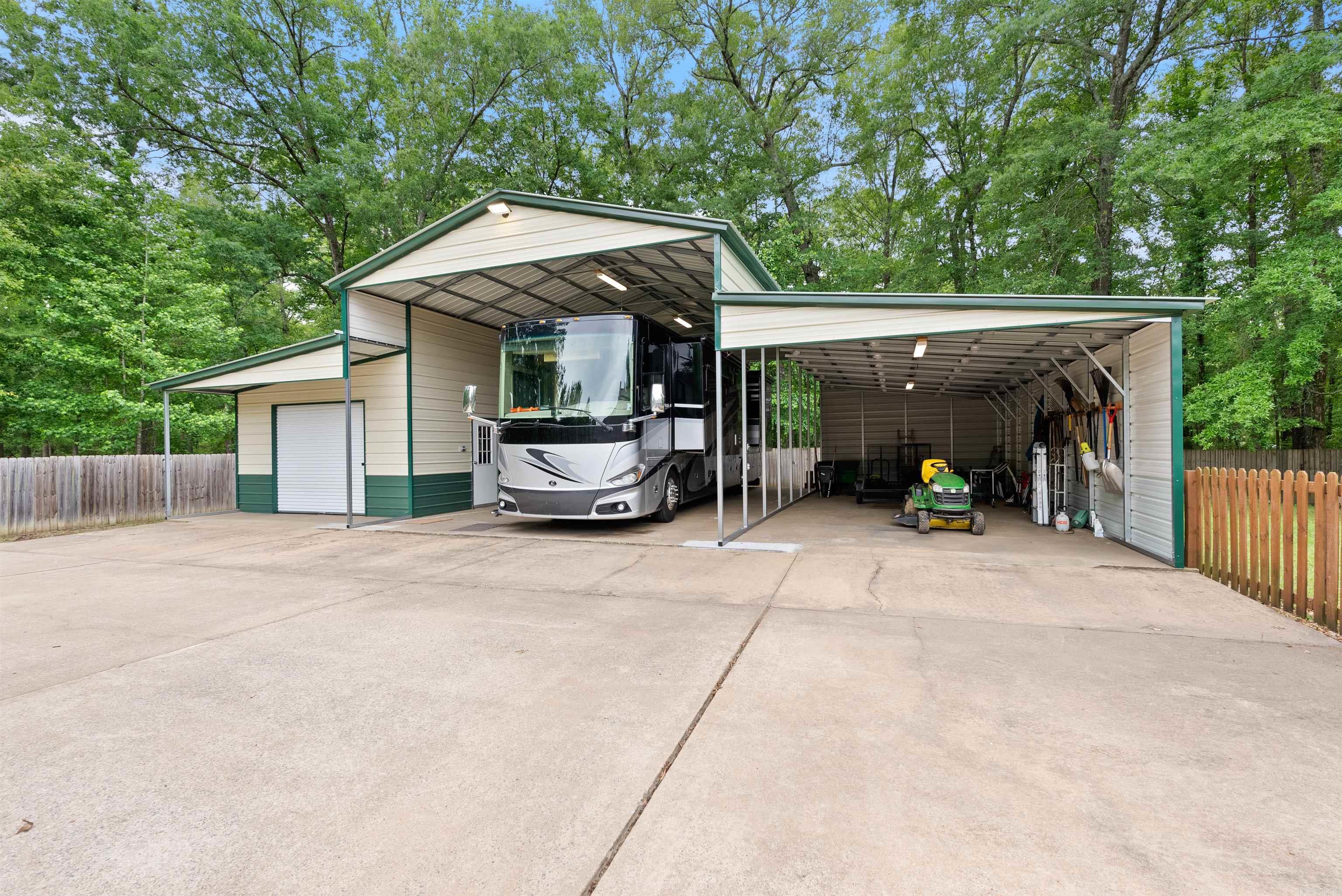 529  Enchanted Valley  North Little Rock, AR