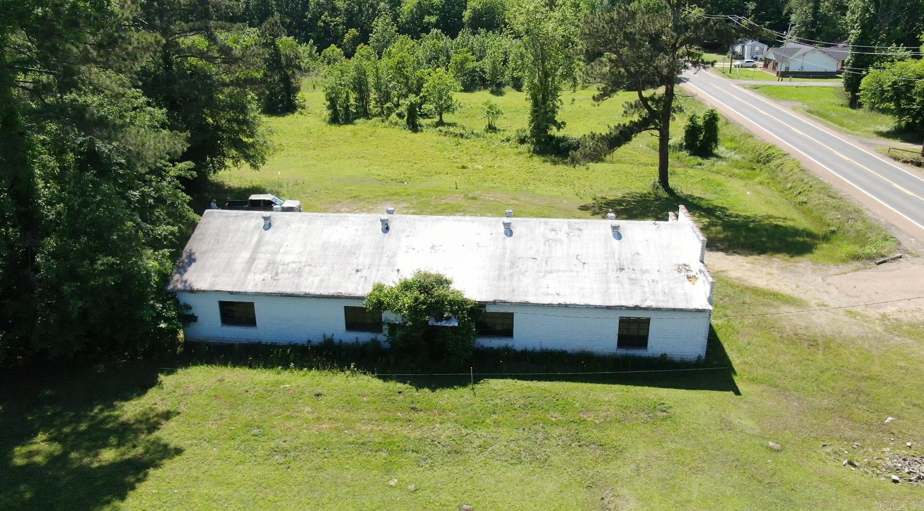 1213 W Central  Warren, AR