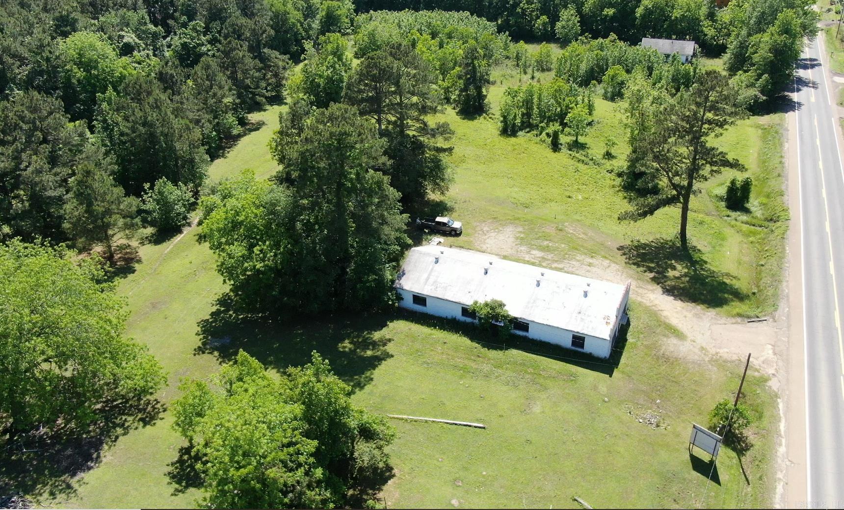 1213 W Central  Warren, AR