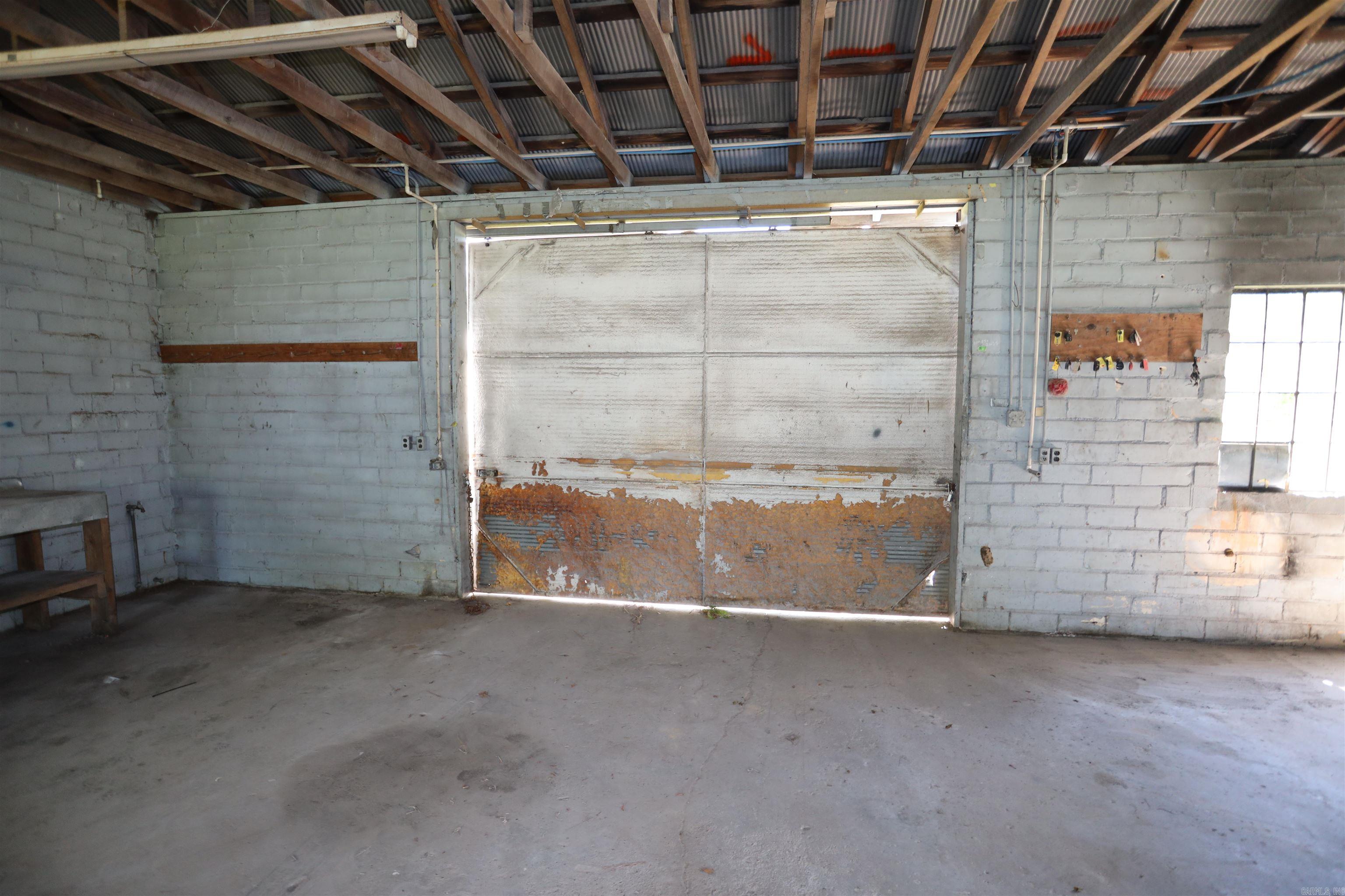 1213 W Central  Warren, AR