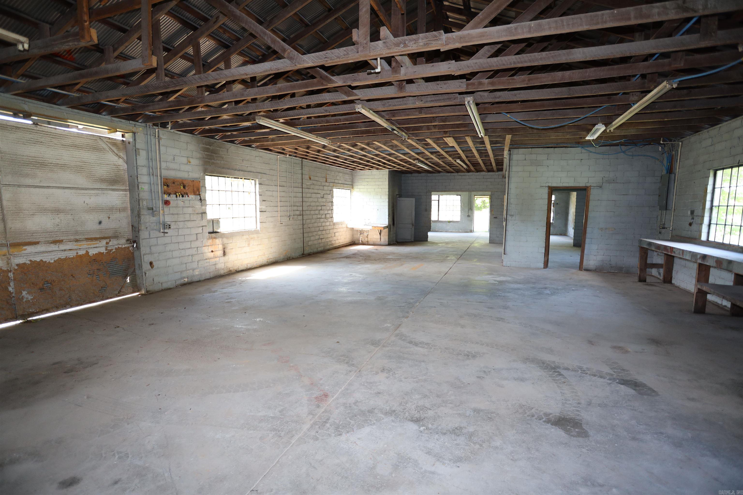1213 W Central  Warren, AR