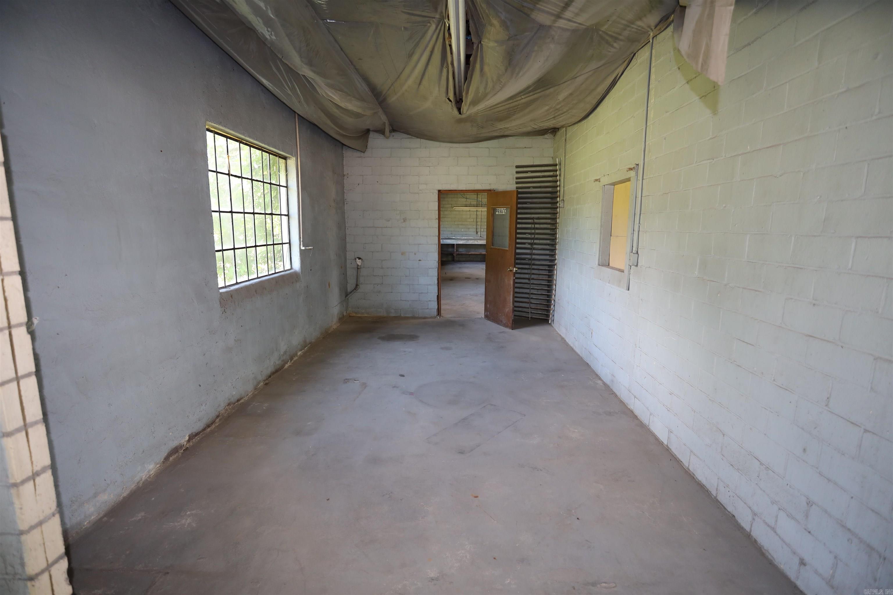 1213 W Central  Warren, AR