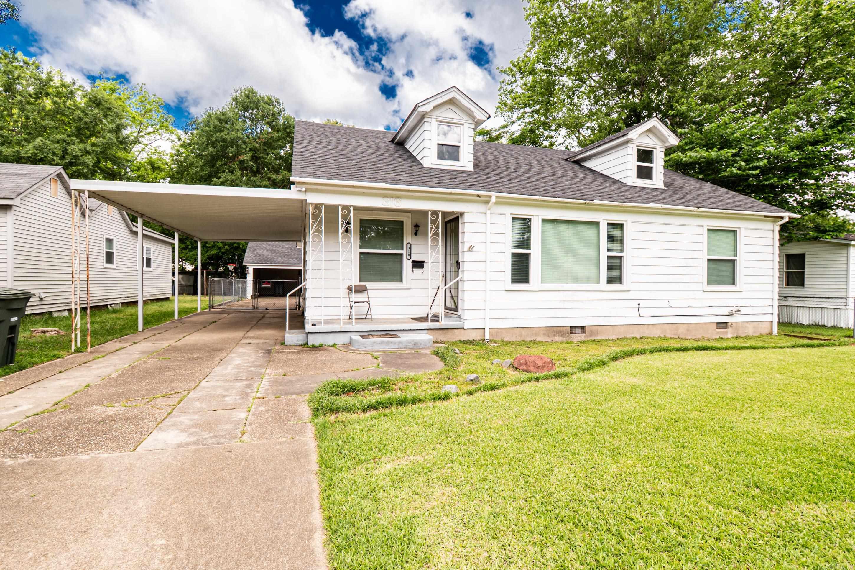 316 S Gabbert St  Monticello, AR