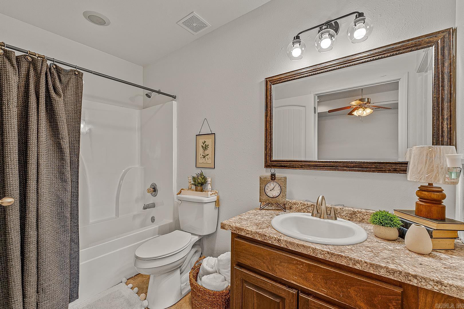 2101  Gabrielle  Paragould, AR