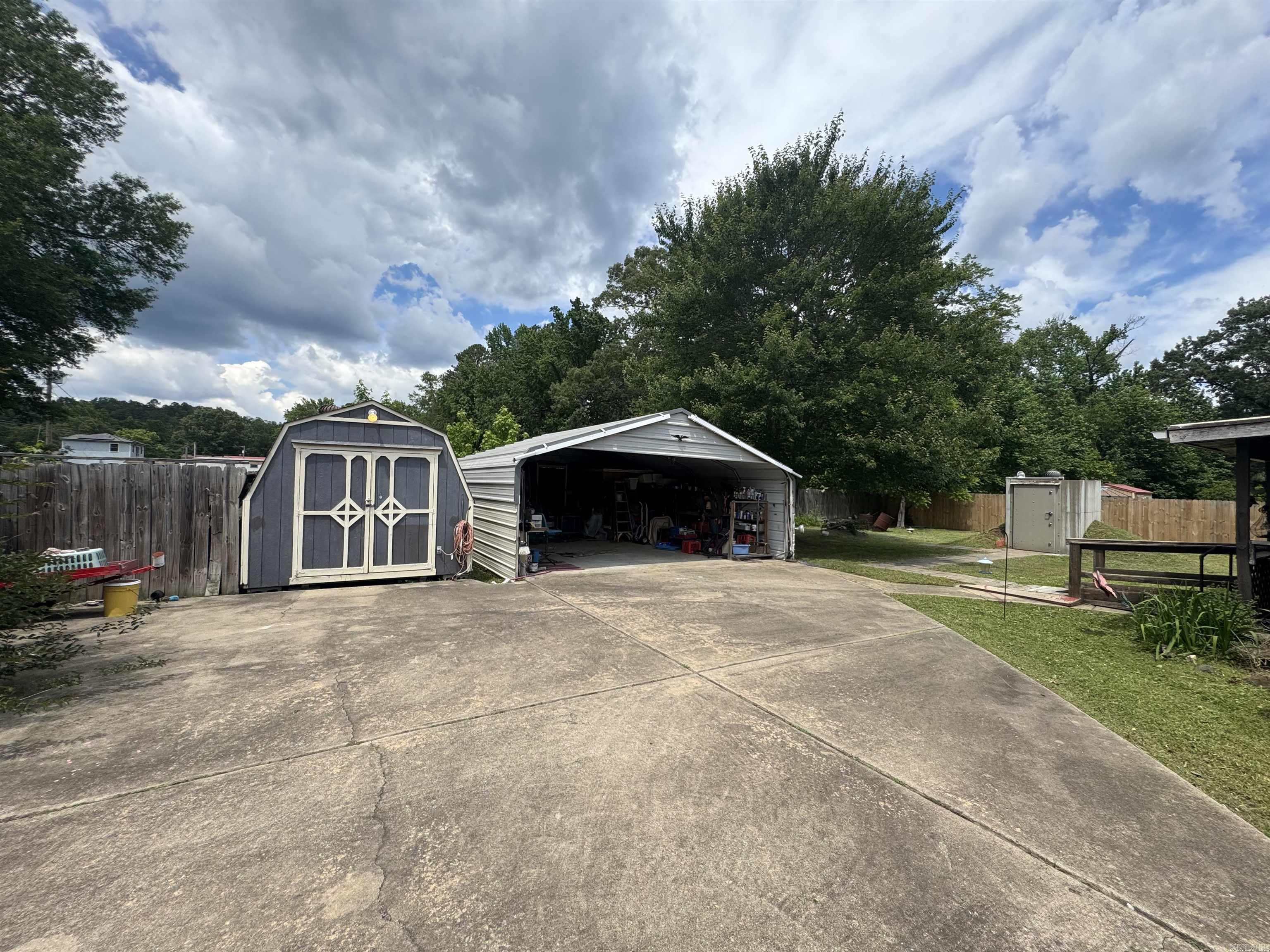 46  Ledrick  Mayflower, AR