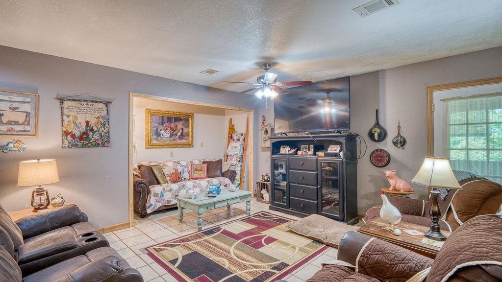 1700 Sanders Charlotte, AR 72522