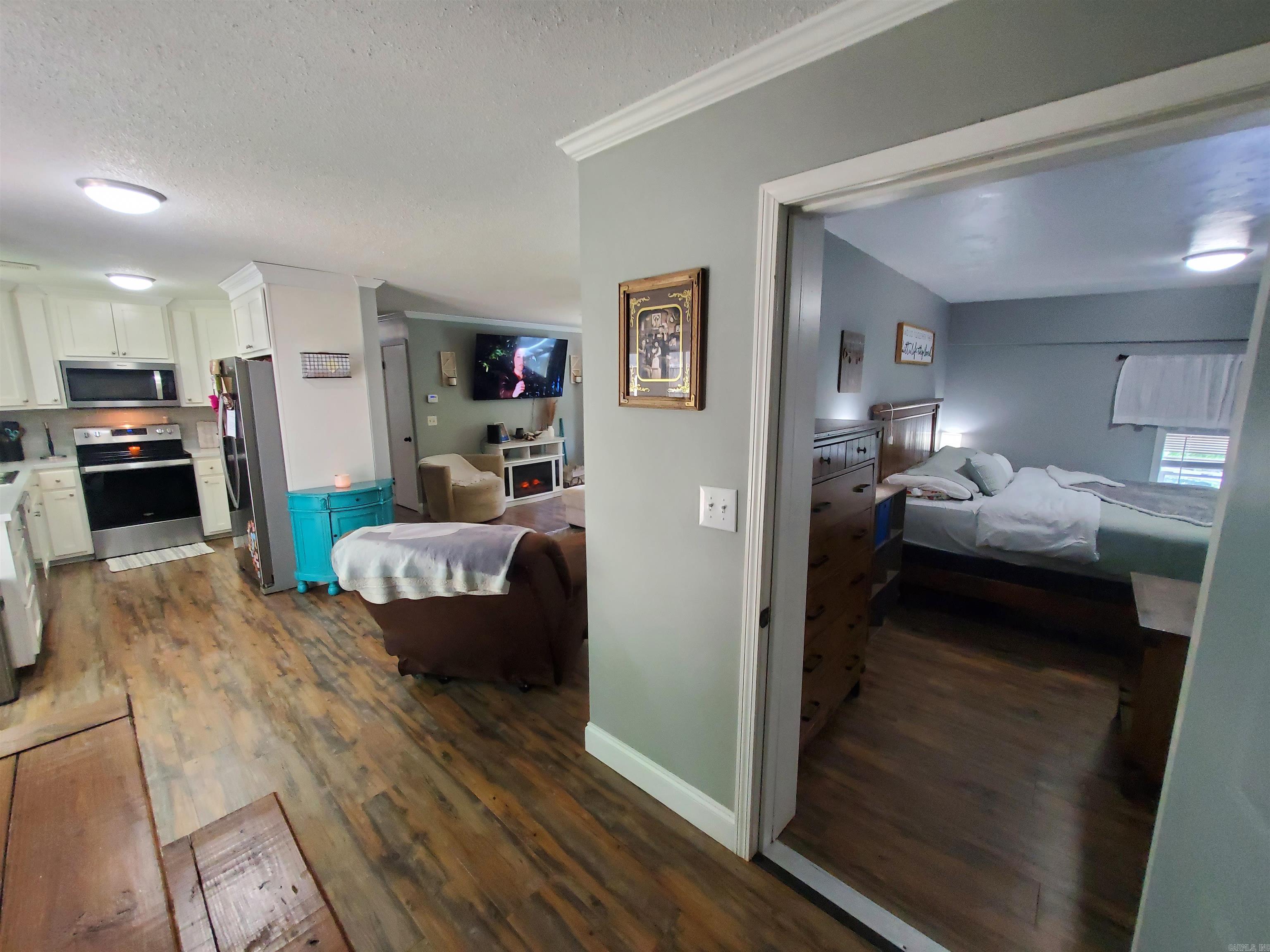 690  Redwood  Piggott, AR