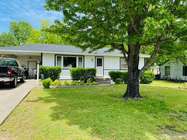 709  Sampson Avenue  Mena, AR