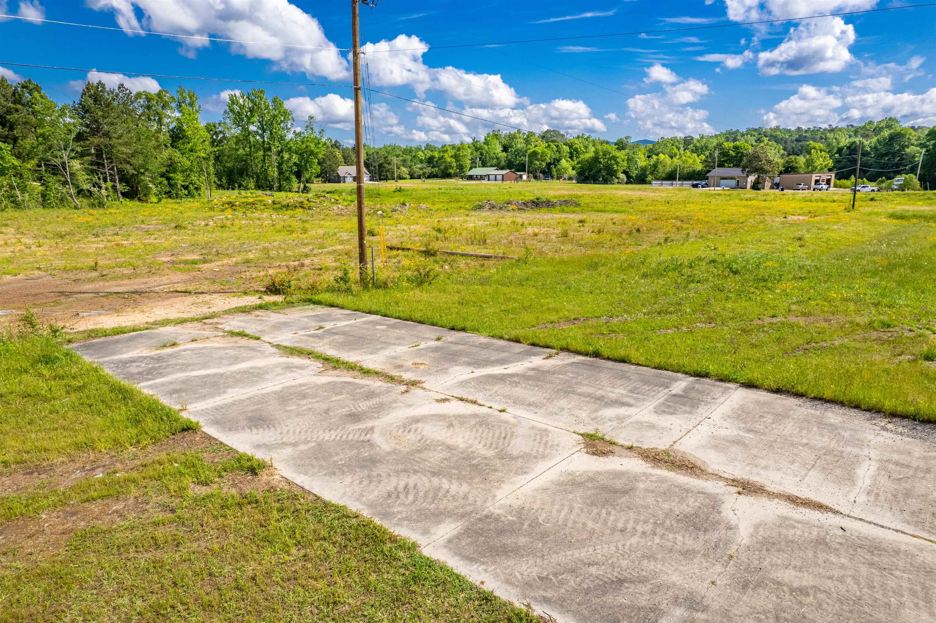 617 E Hwy 70  Glenwood, AR