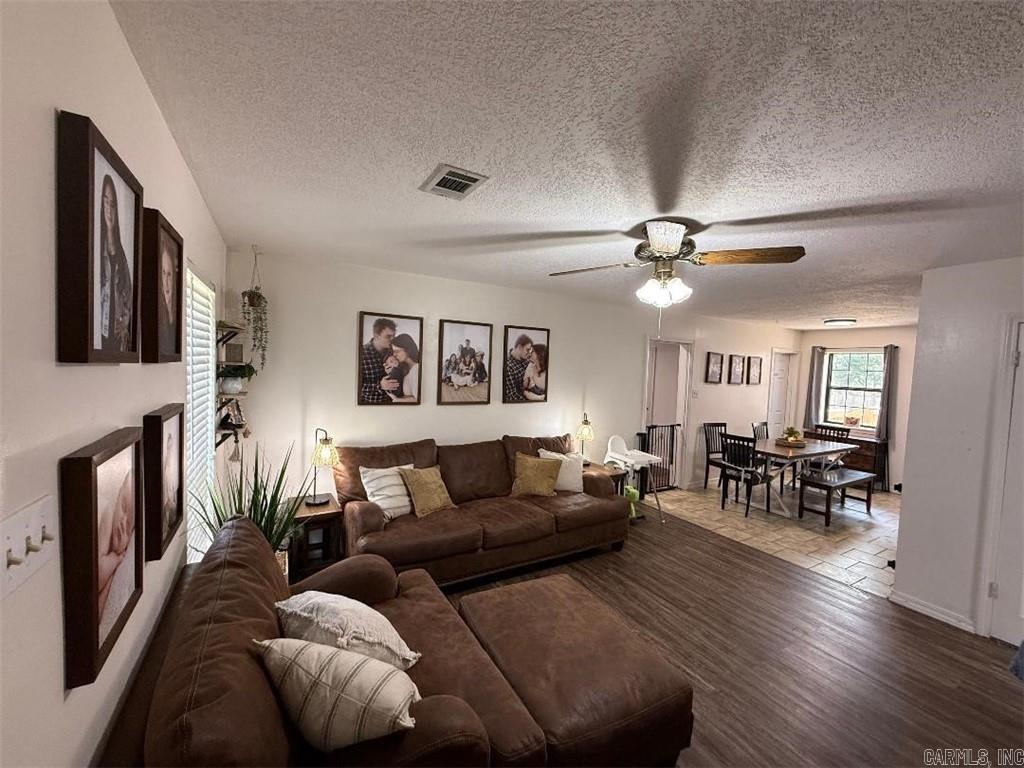 809  Walnut St  Dardanelle, AR