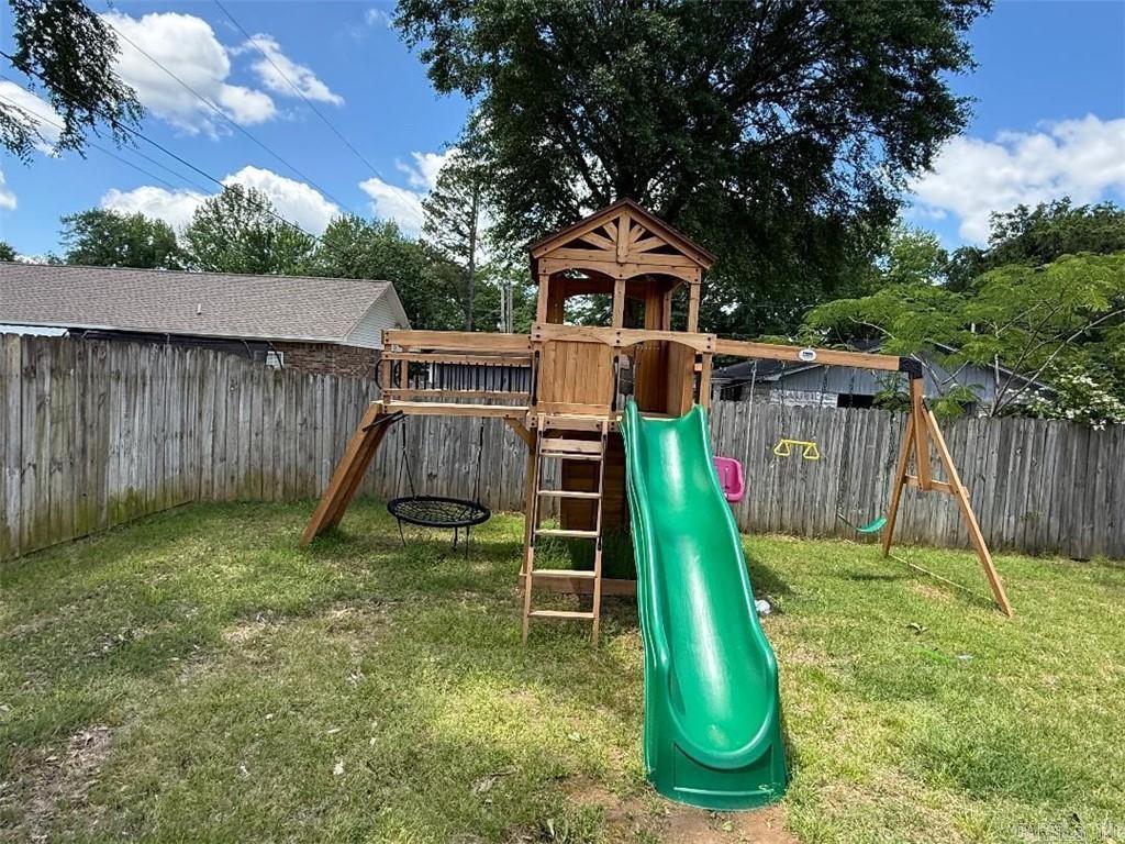 809  Walnut St  Dardanelle, AR