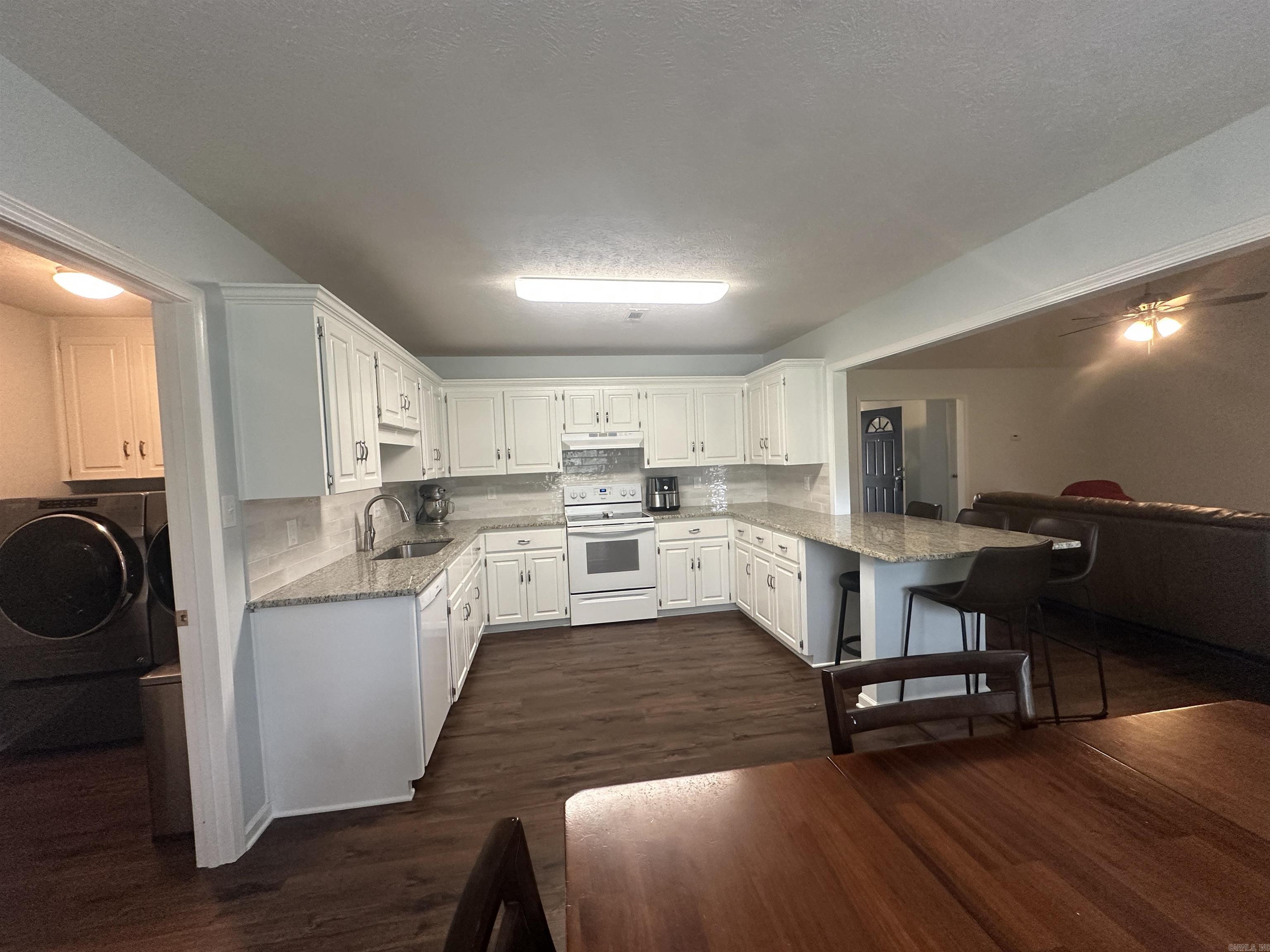 12  Gail  Cabot, AR