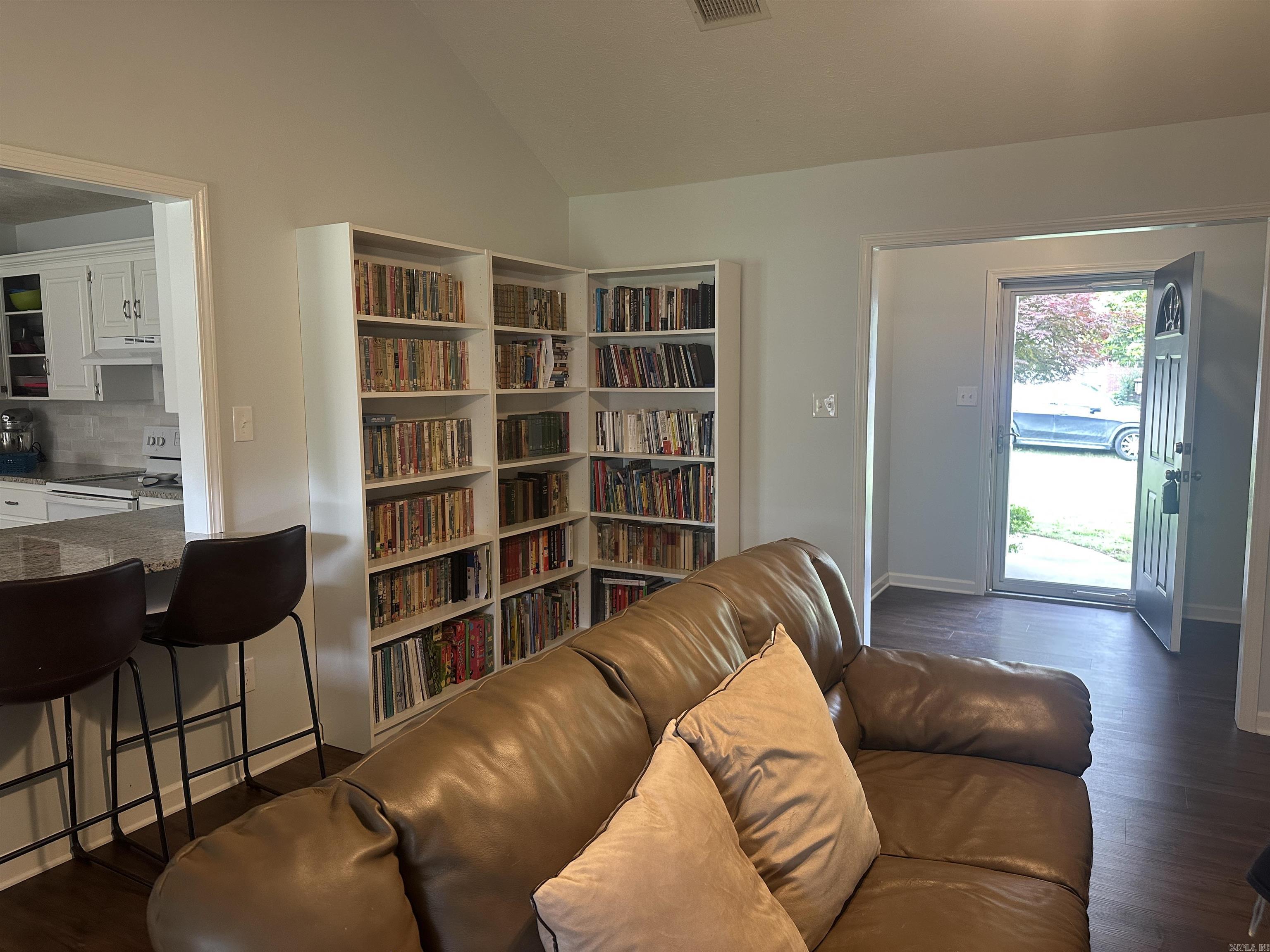 12  Gail  Cabot, AR