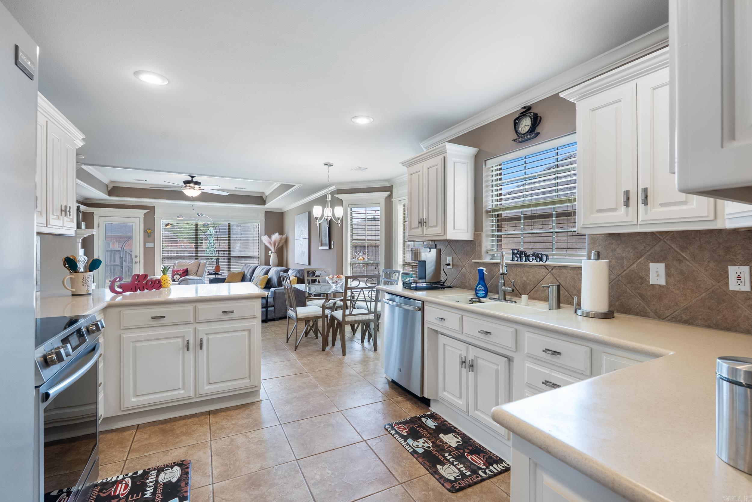 125  Sancerre  Maumelle, AR