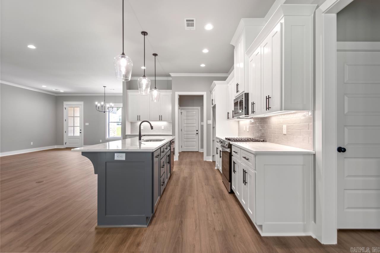 9288 Wooddale  Sherwood, AR