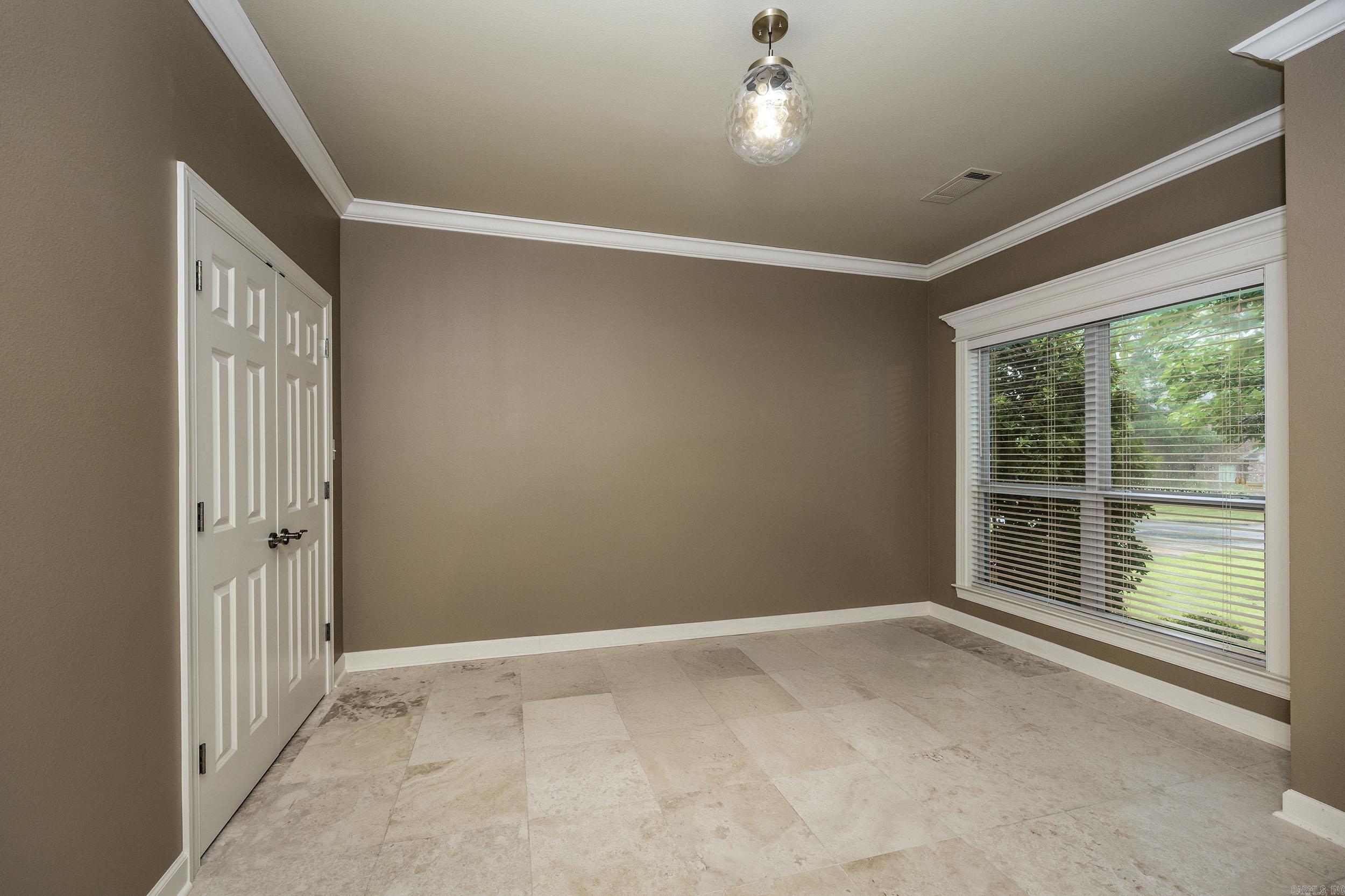 126  Manitou  Maumelle, AR