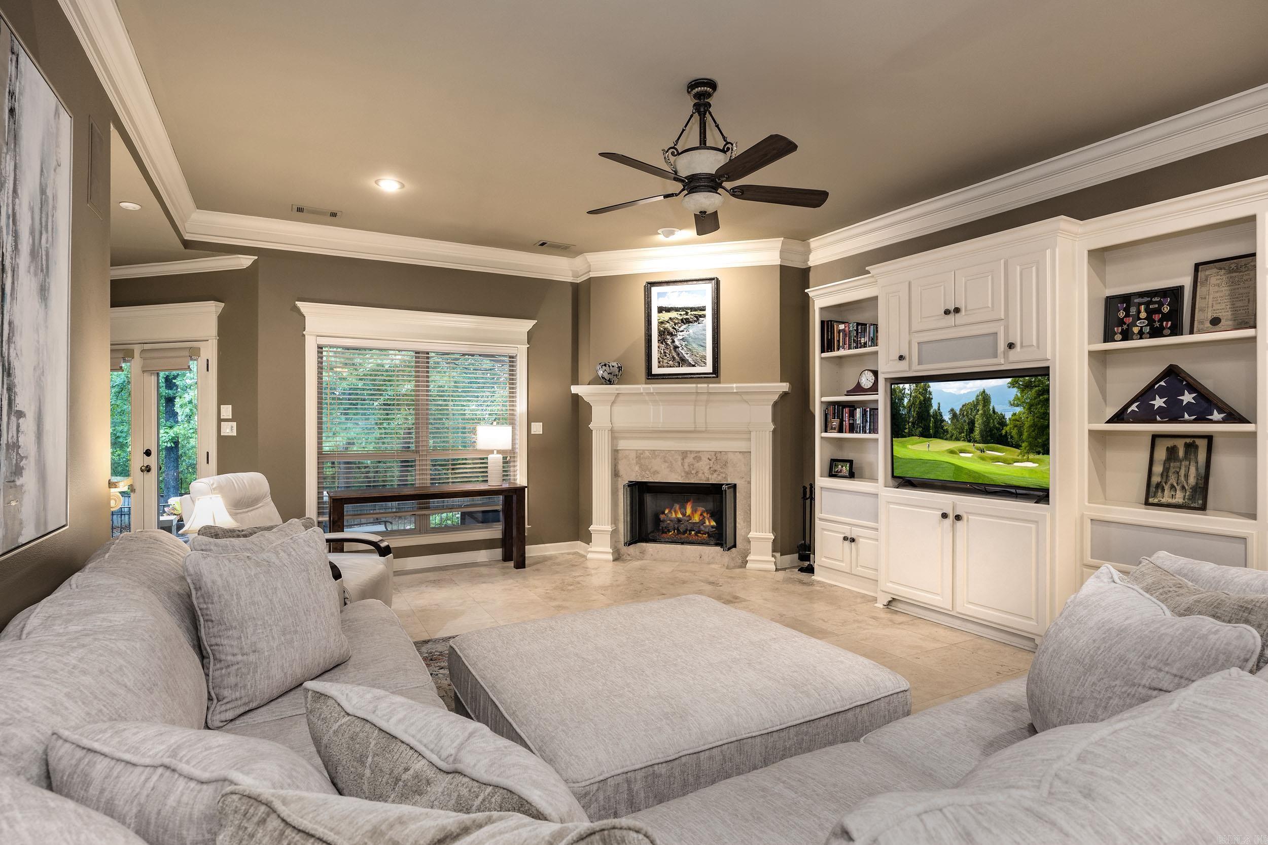 126  Manitou  Maumelle, AR