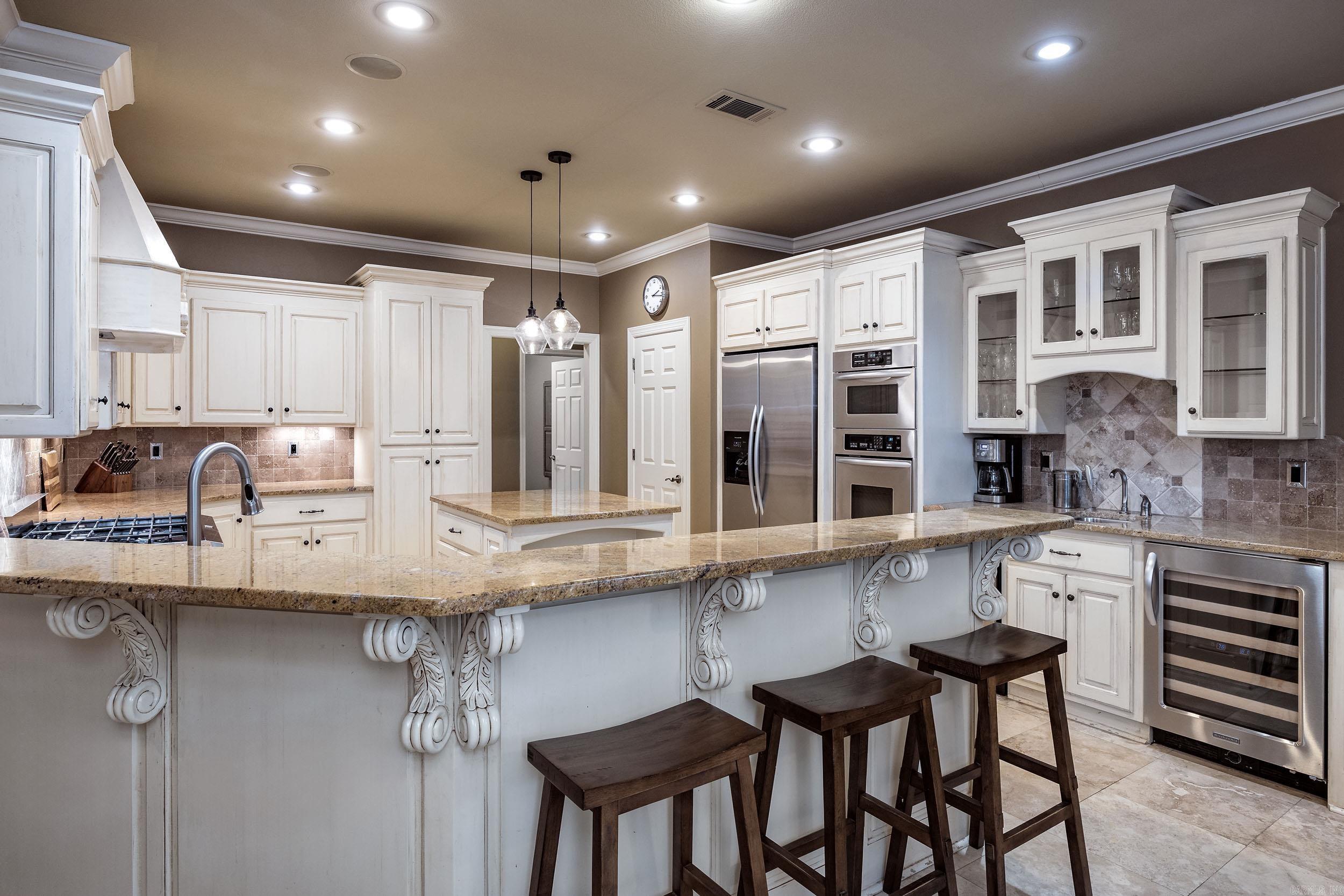 126  Manitou  Maumelle, AR