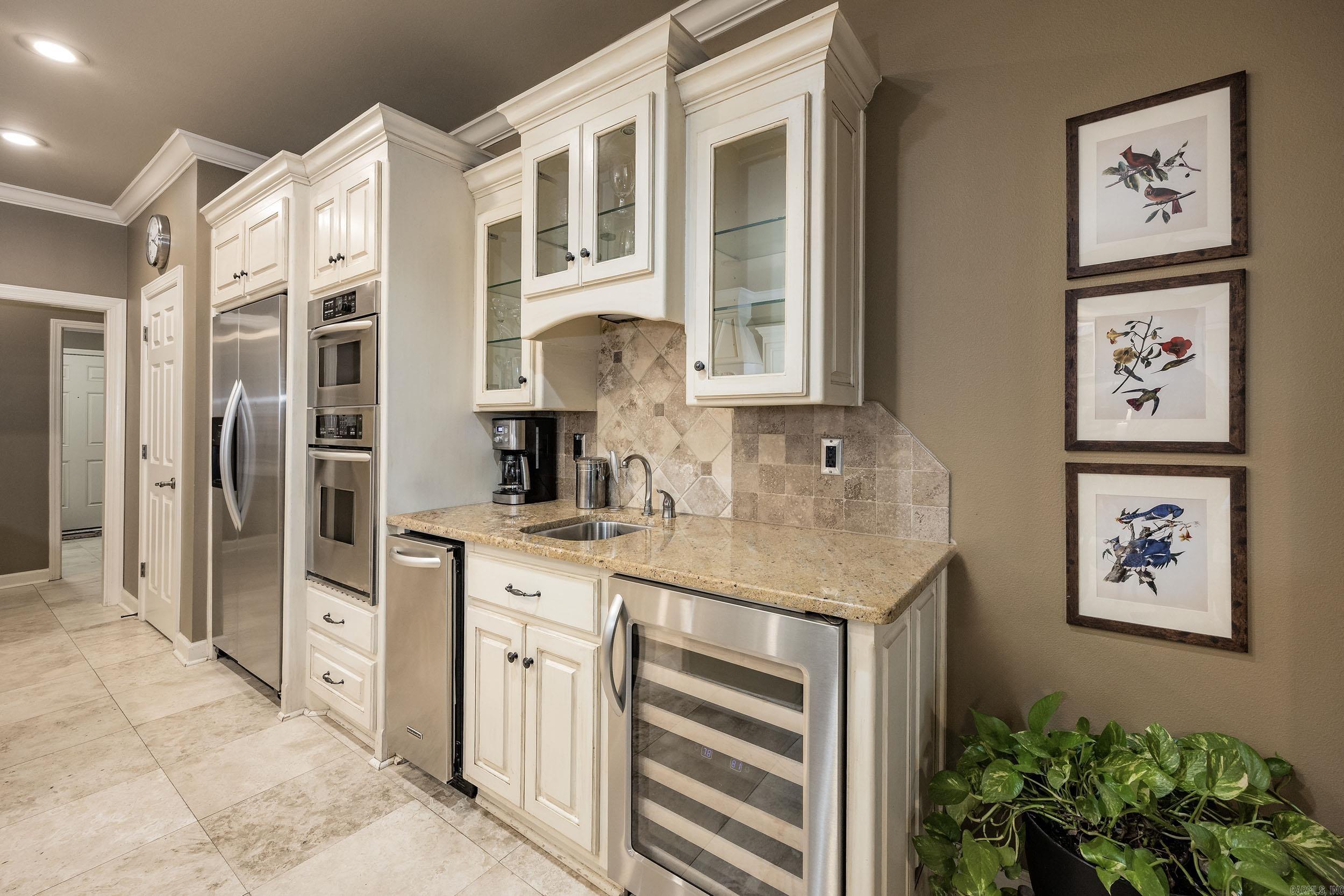 126  Manitou  Maumelle, AR