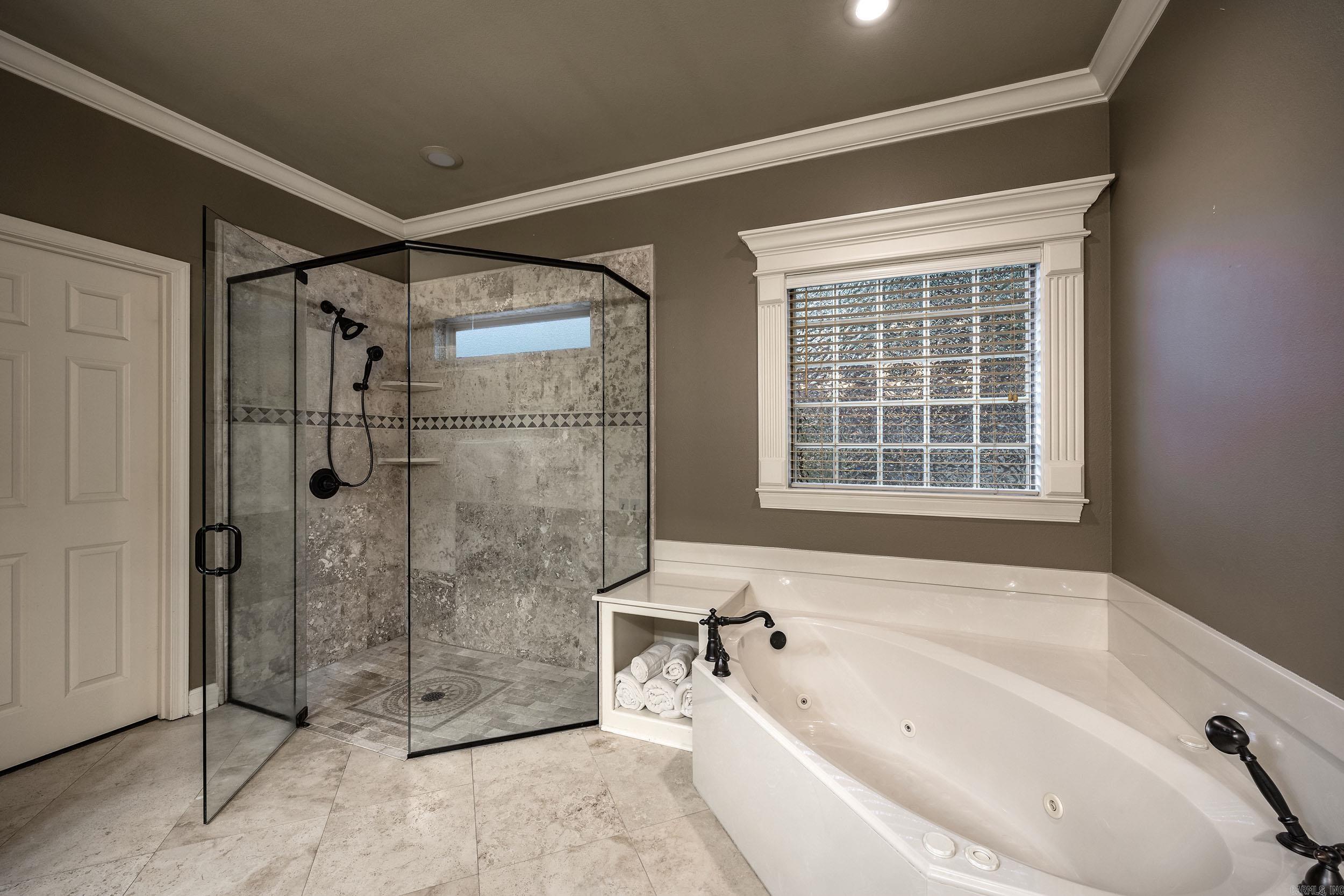 126  Manitou  Maumelle, AR