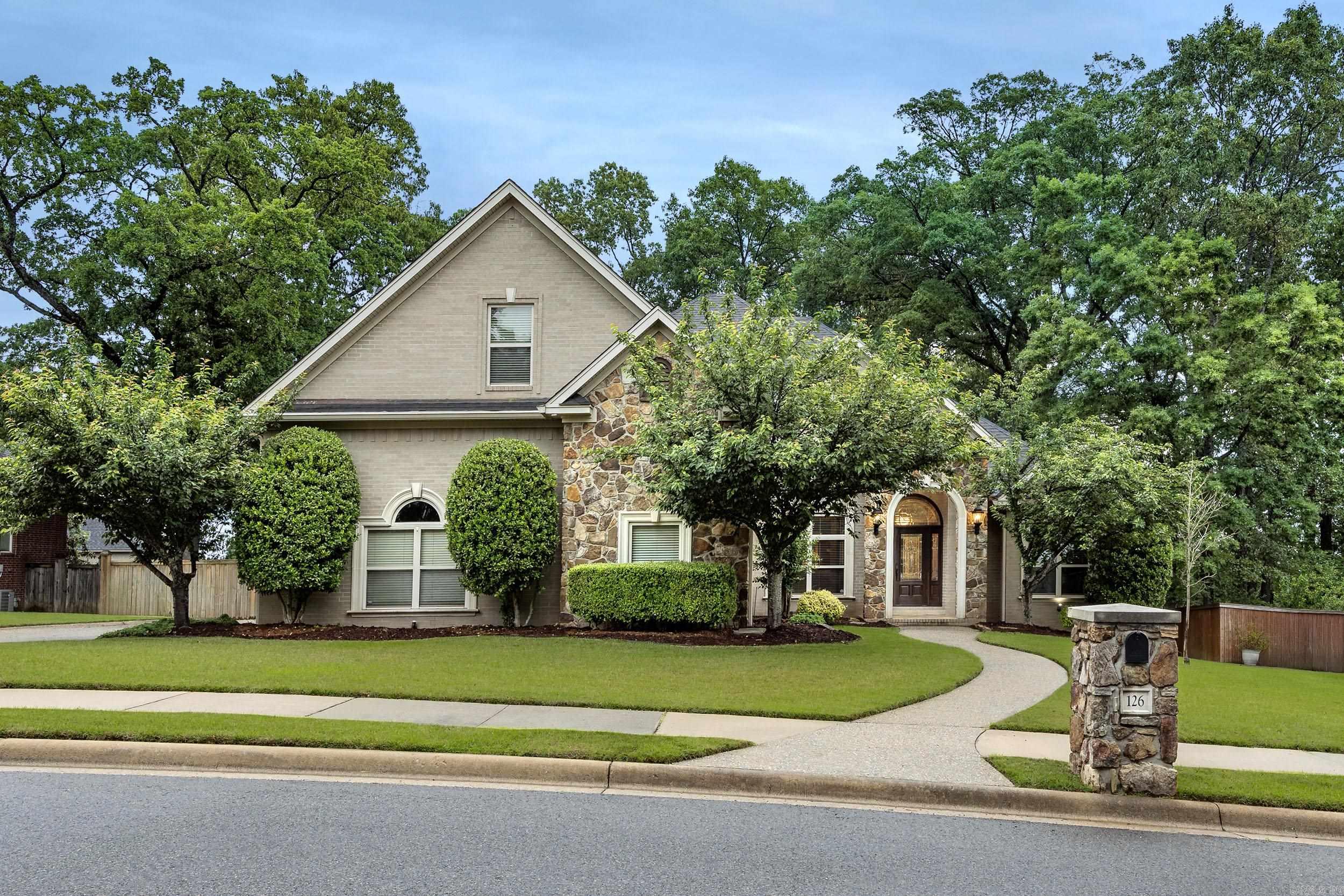 126  Manitou  Maumelle, AR