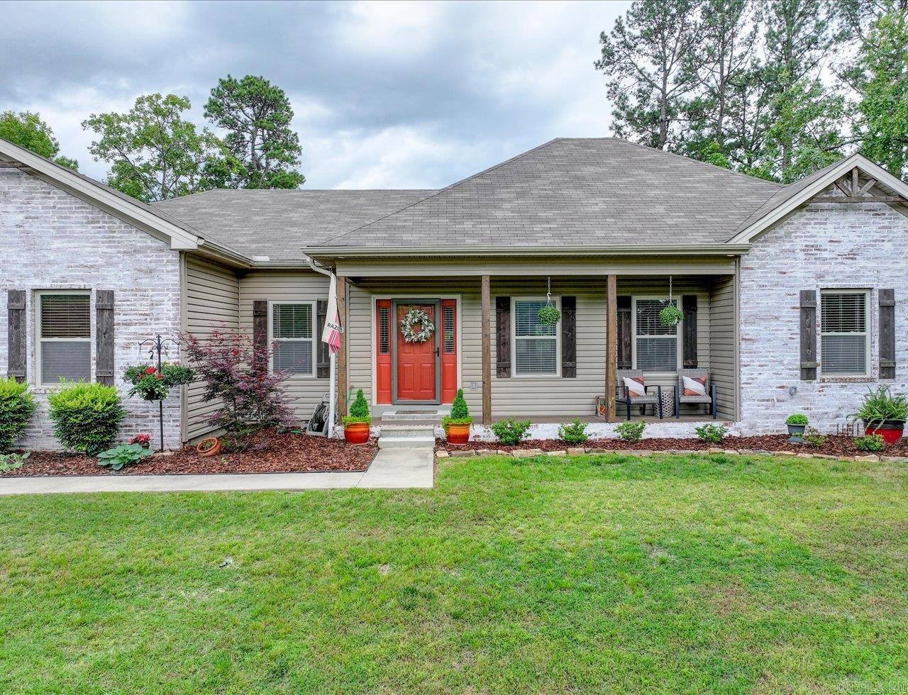 100 Quiet Court Hot Springs, AR 71913-0000