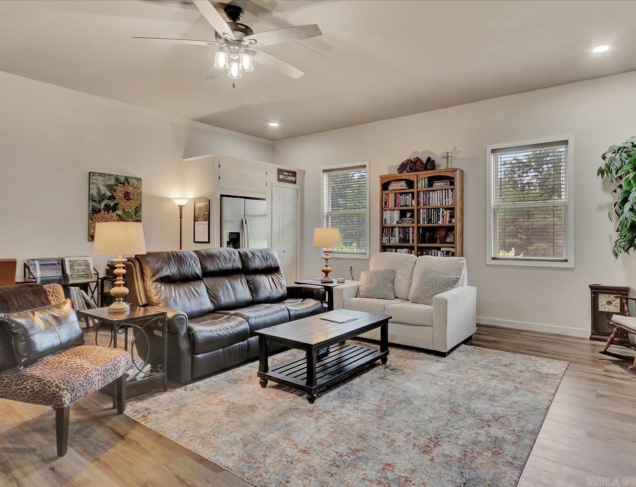 100 Quiet Court Hot Springs, AR 71913-0000