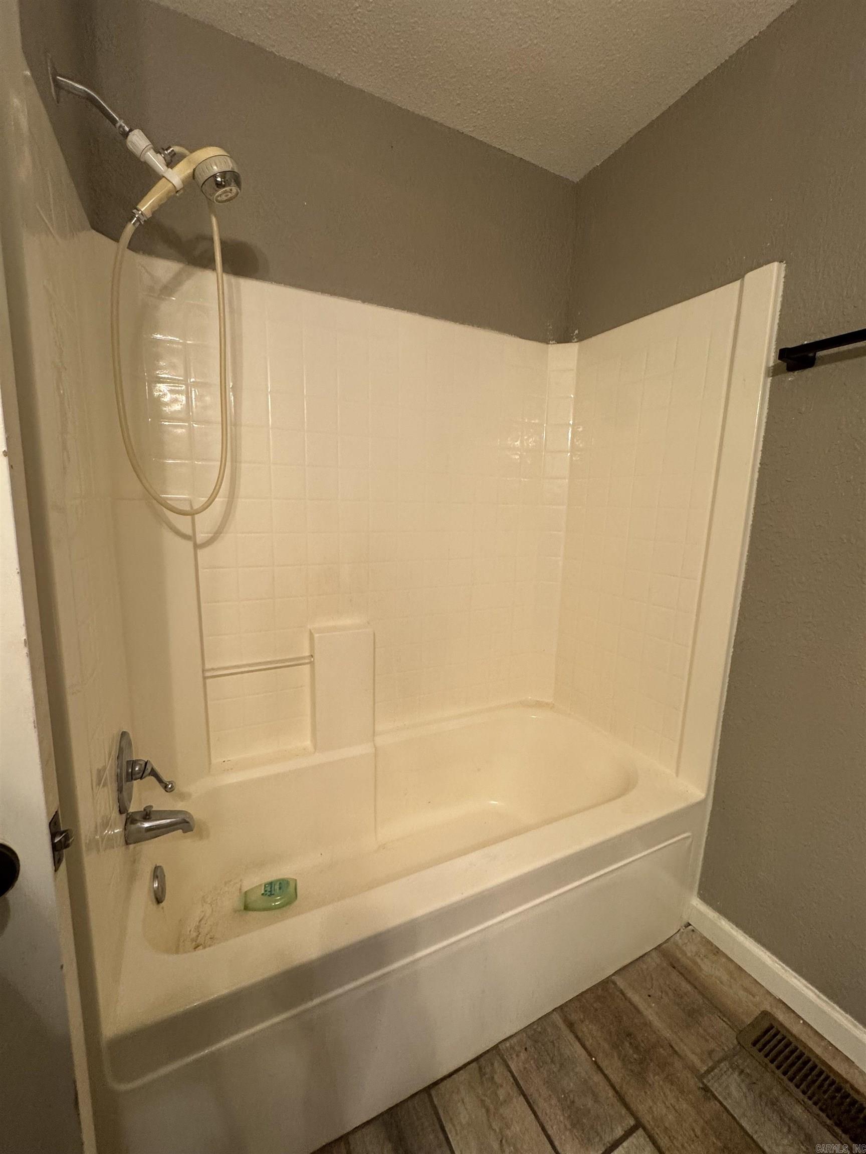 2100  Villa Ridge  Paragould, AR
