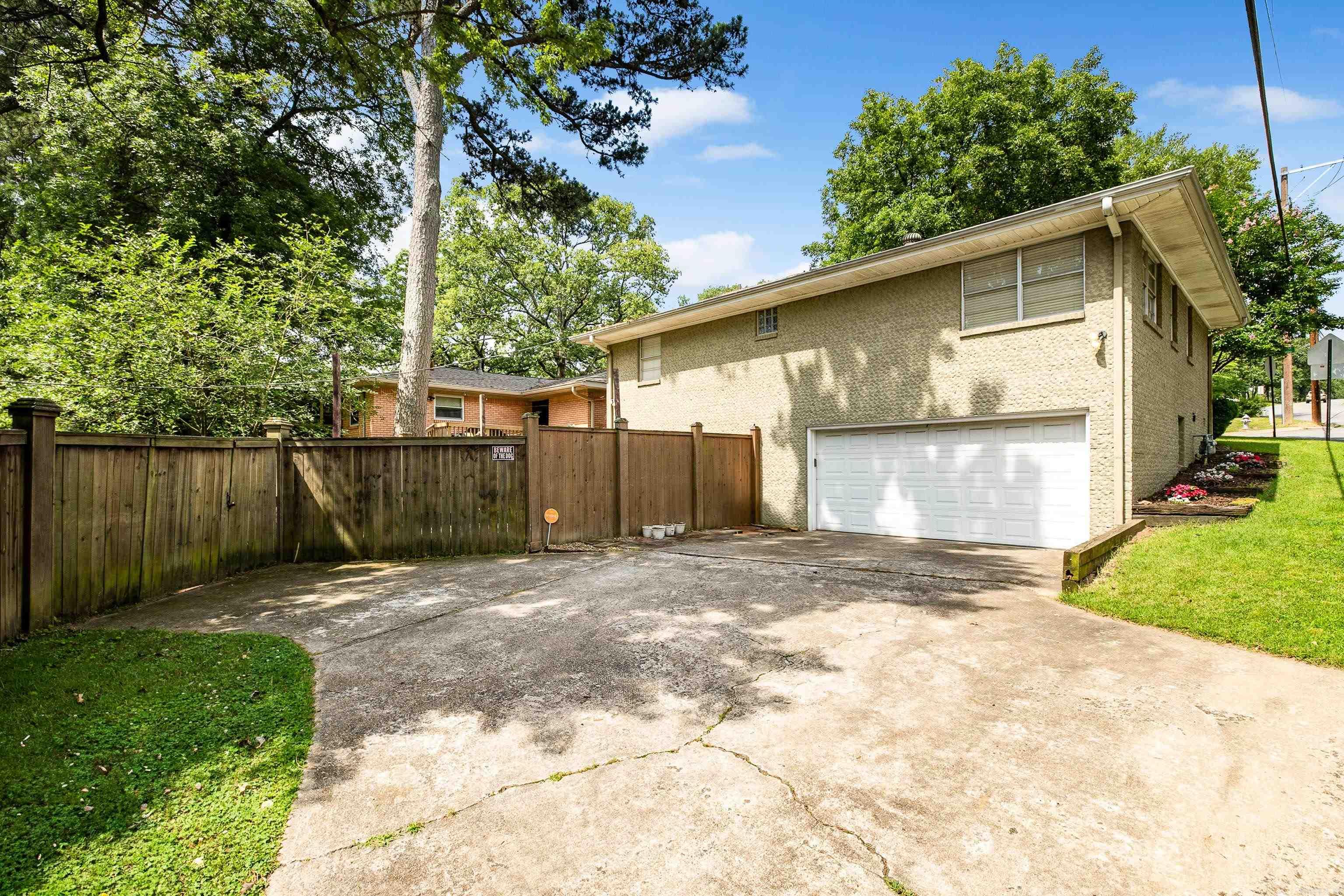 821 McAdoo  Little Rock, AR