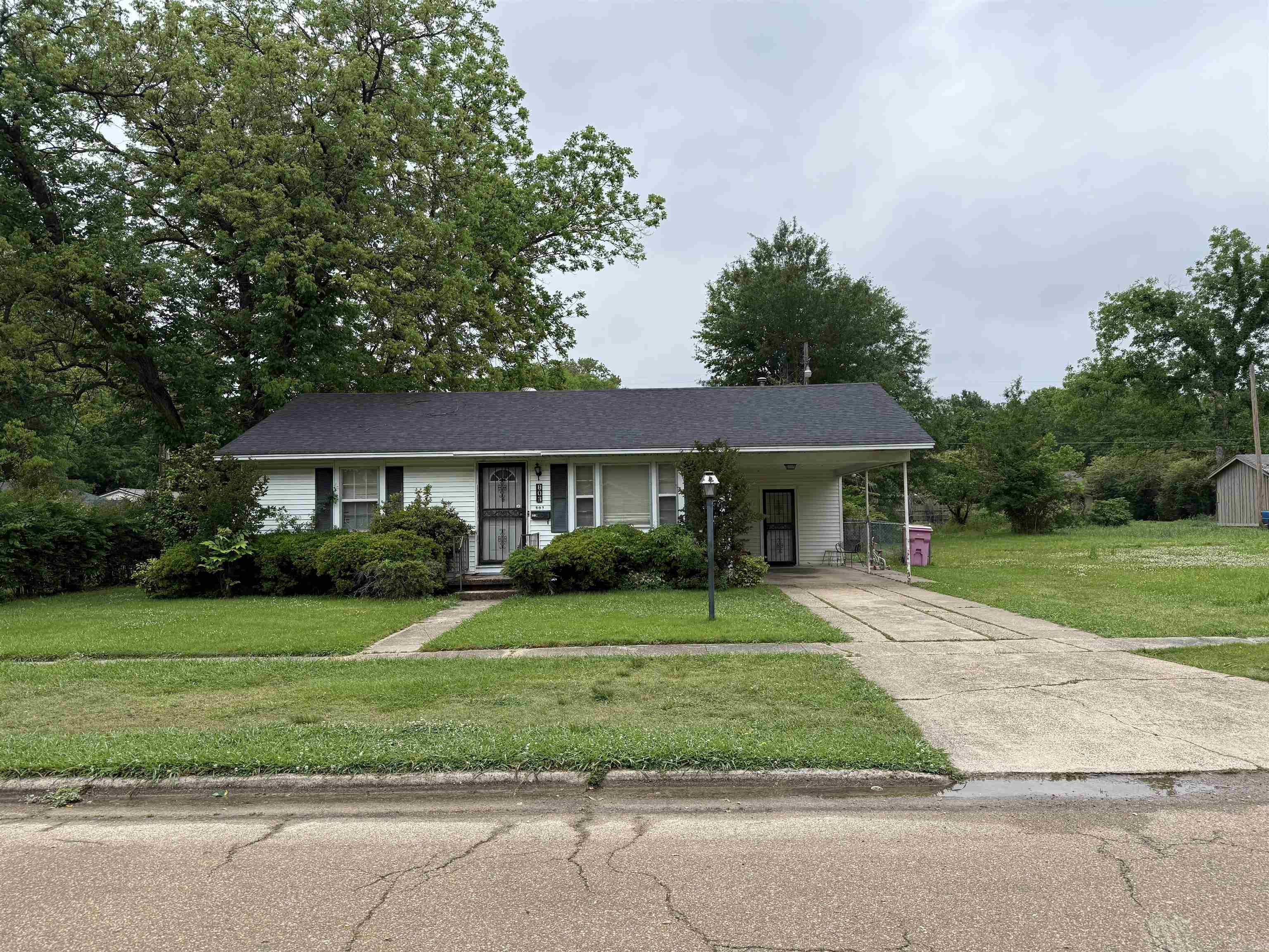 803  Laughrun Dr  Forrest City, AR