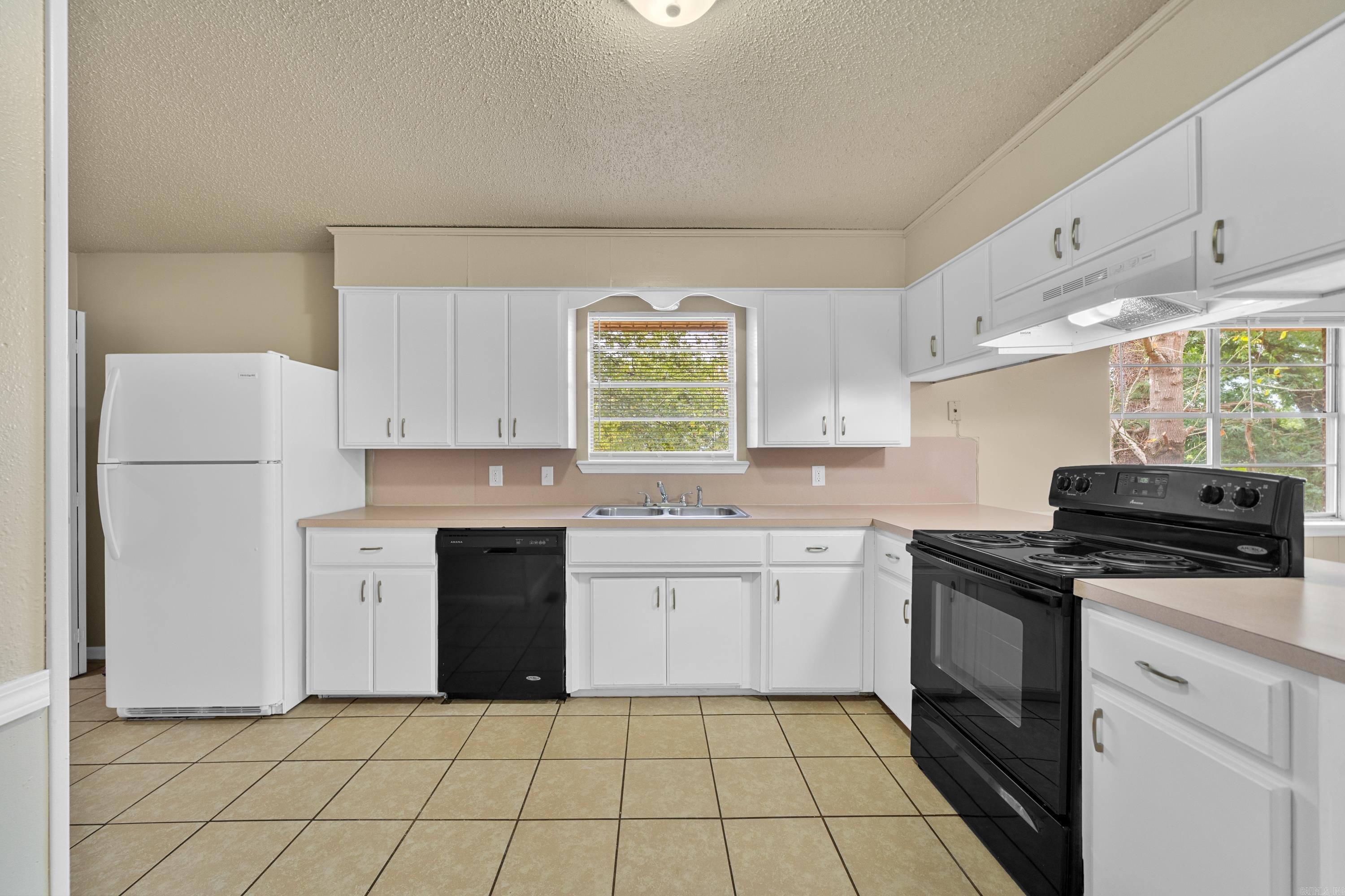 207  Hyacinth  Hot Springs, AR