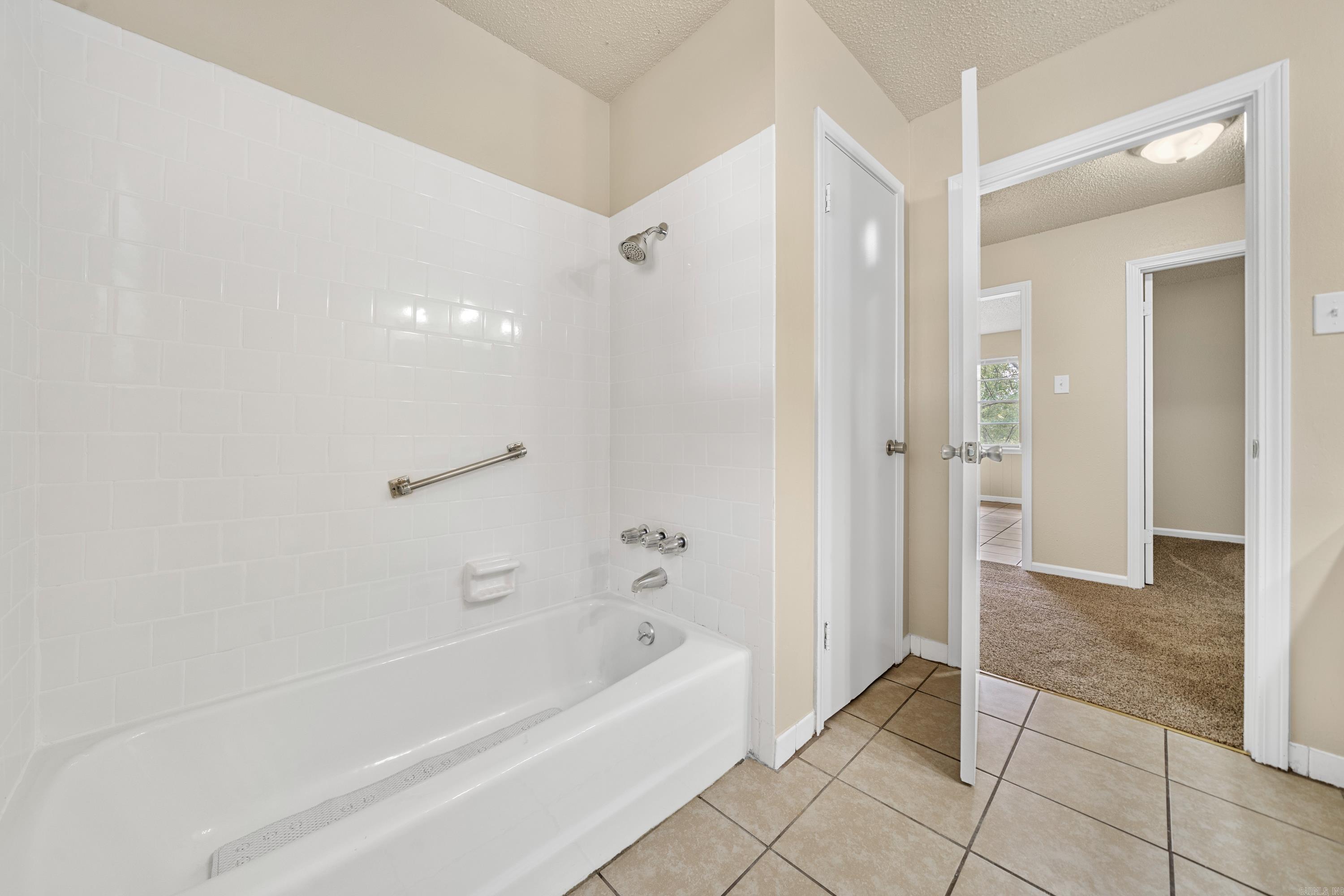 207  Hyacinth  Hot Springs, AR