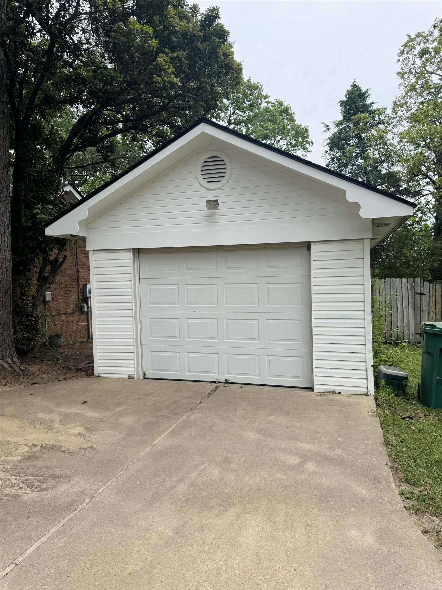 11  Red Wolf Trl  Conway, AR