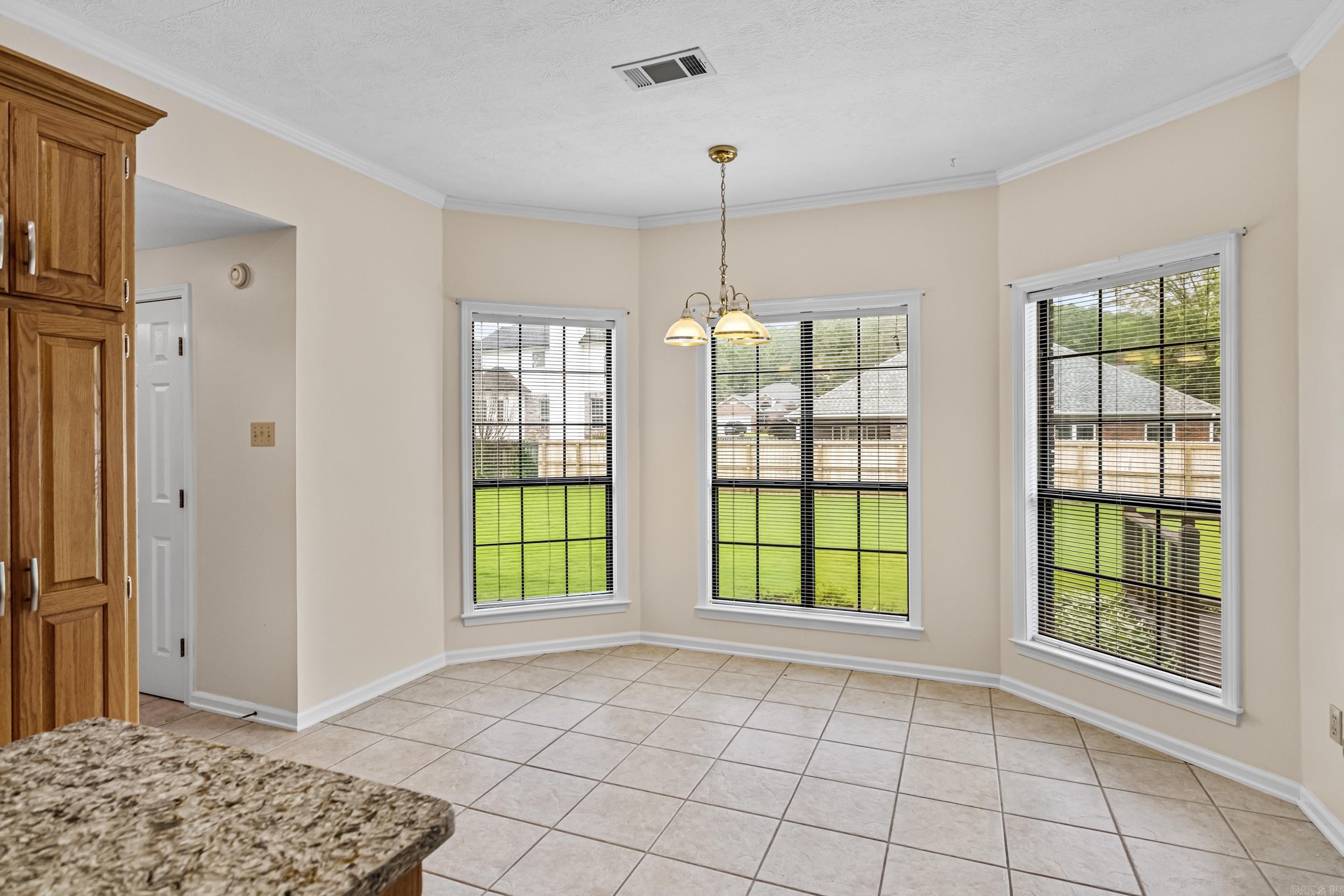 3  Cove  Maumelle, AR