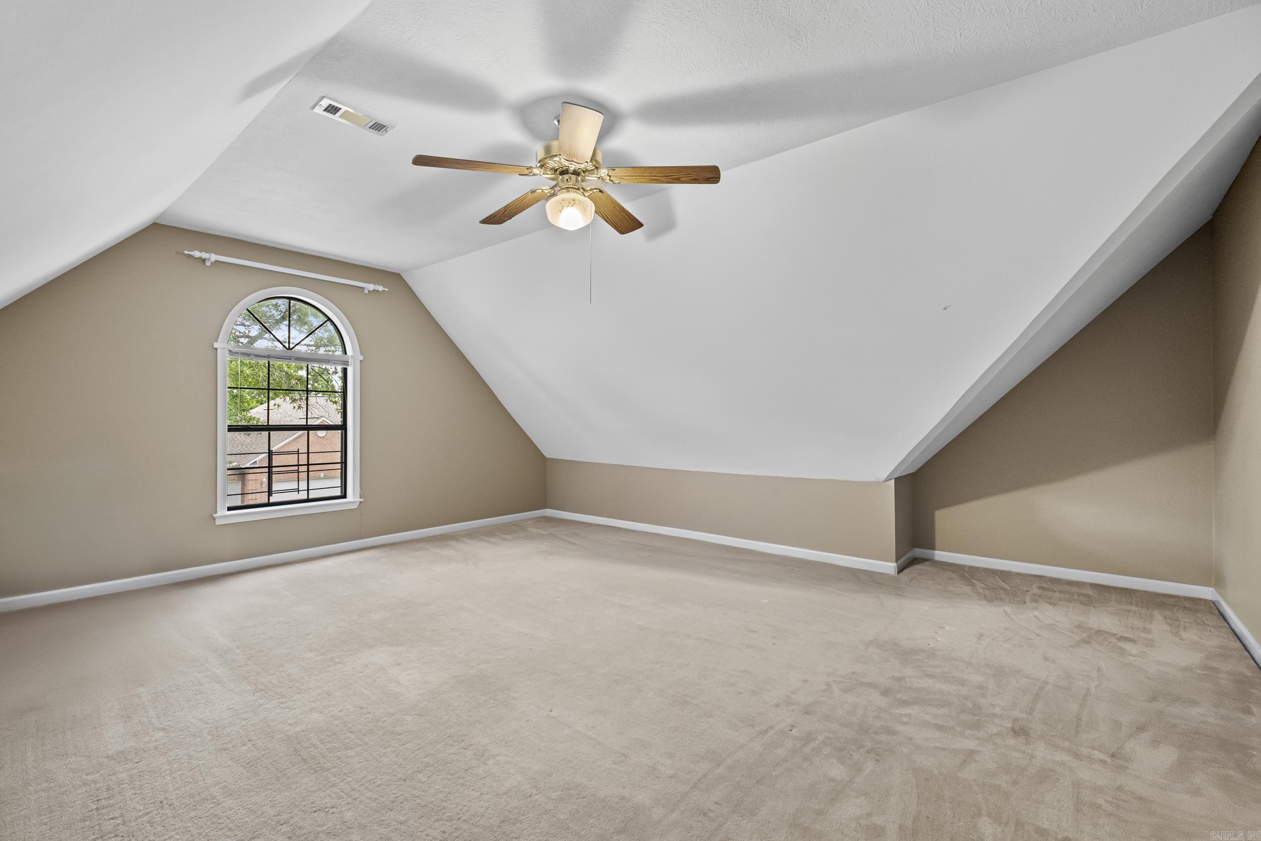 3  Cove  Maumelle, AR