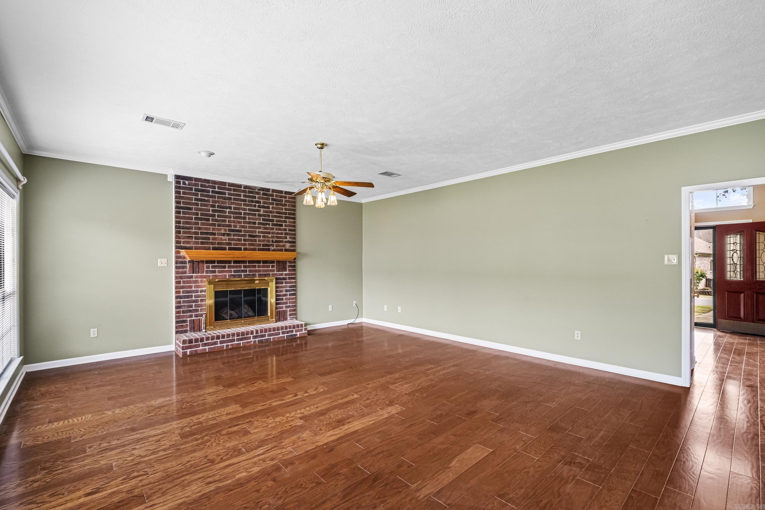 3  Cove  Maumelle, AR
