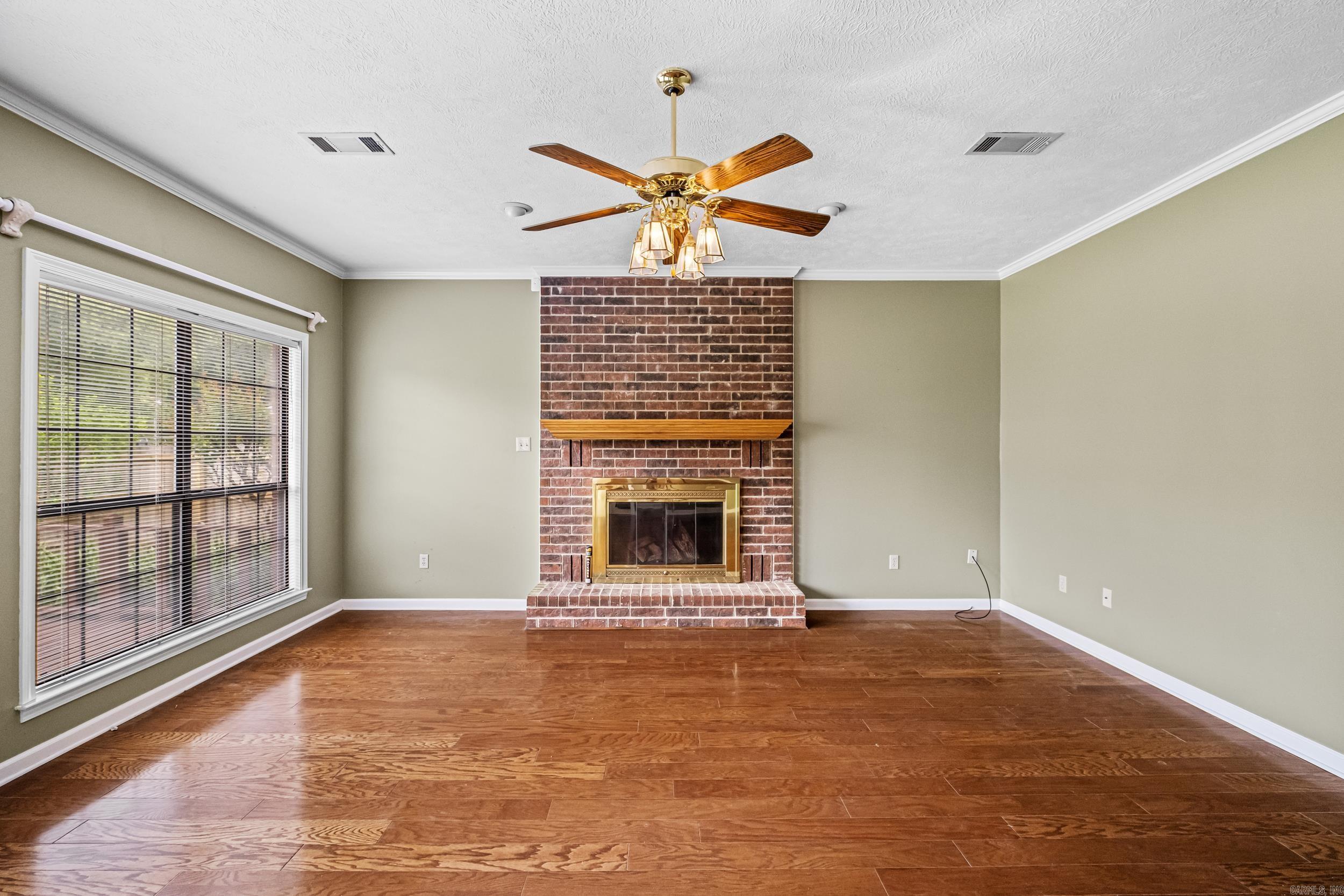 3  Cove  Maumelle, AR