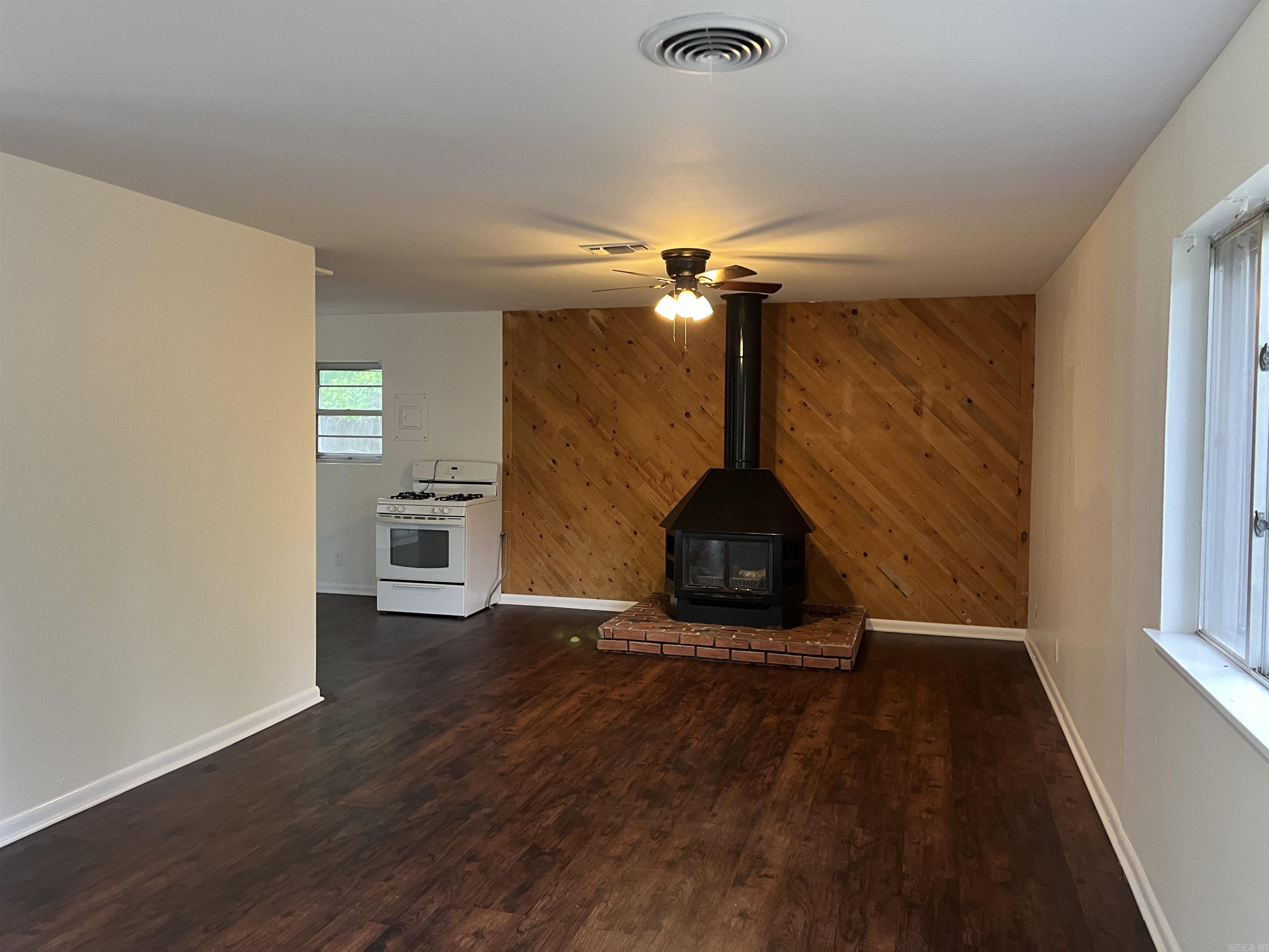 1302  Collins Drive  Pine Bluff, AR