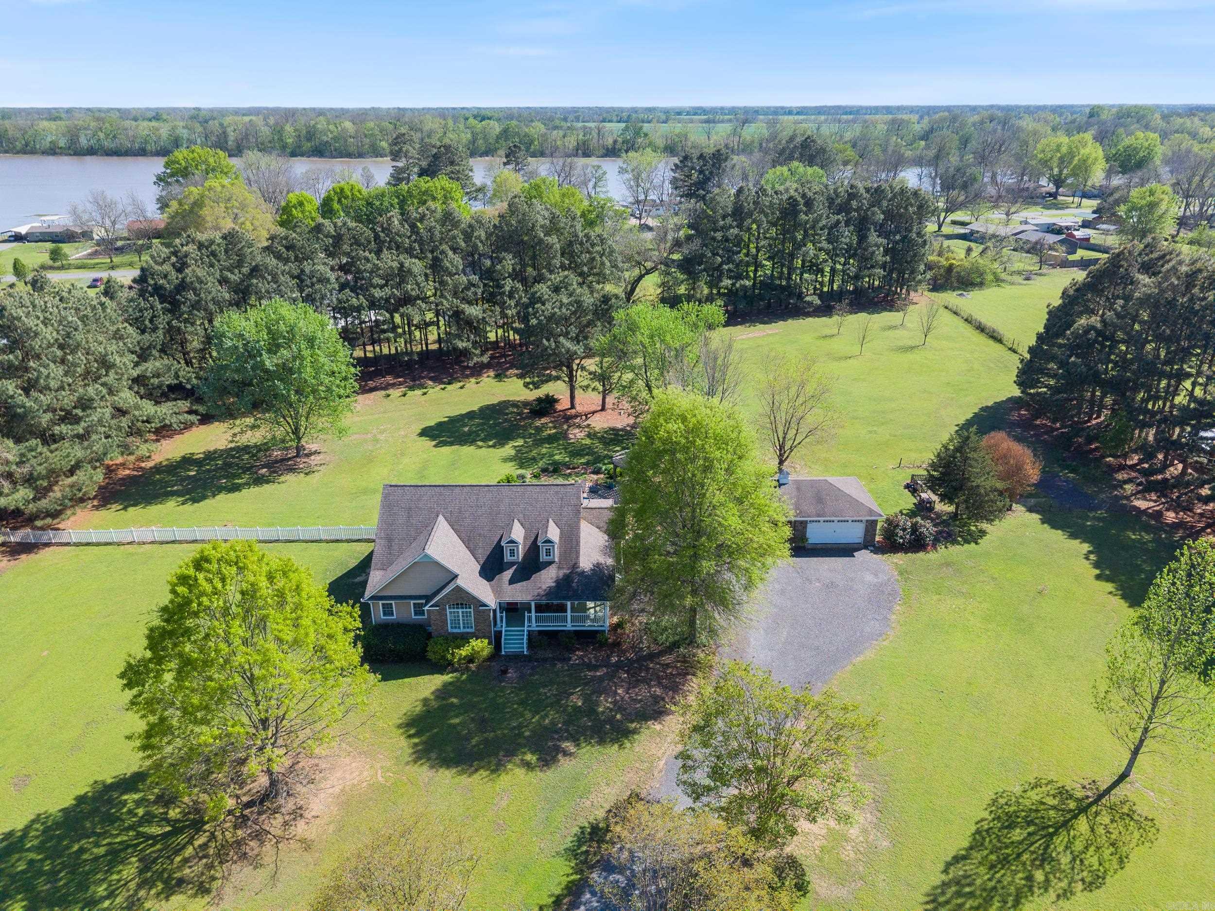 7500  Bayou Drive  Scott, AR