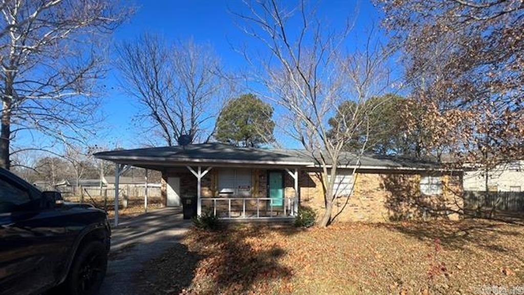 550 N 2nd  Ward, AR