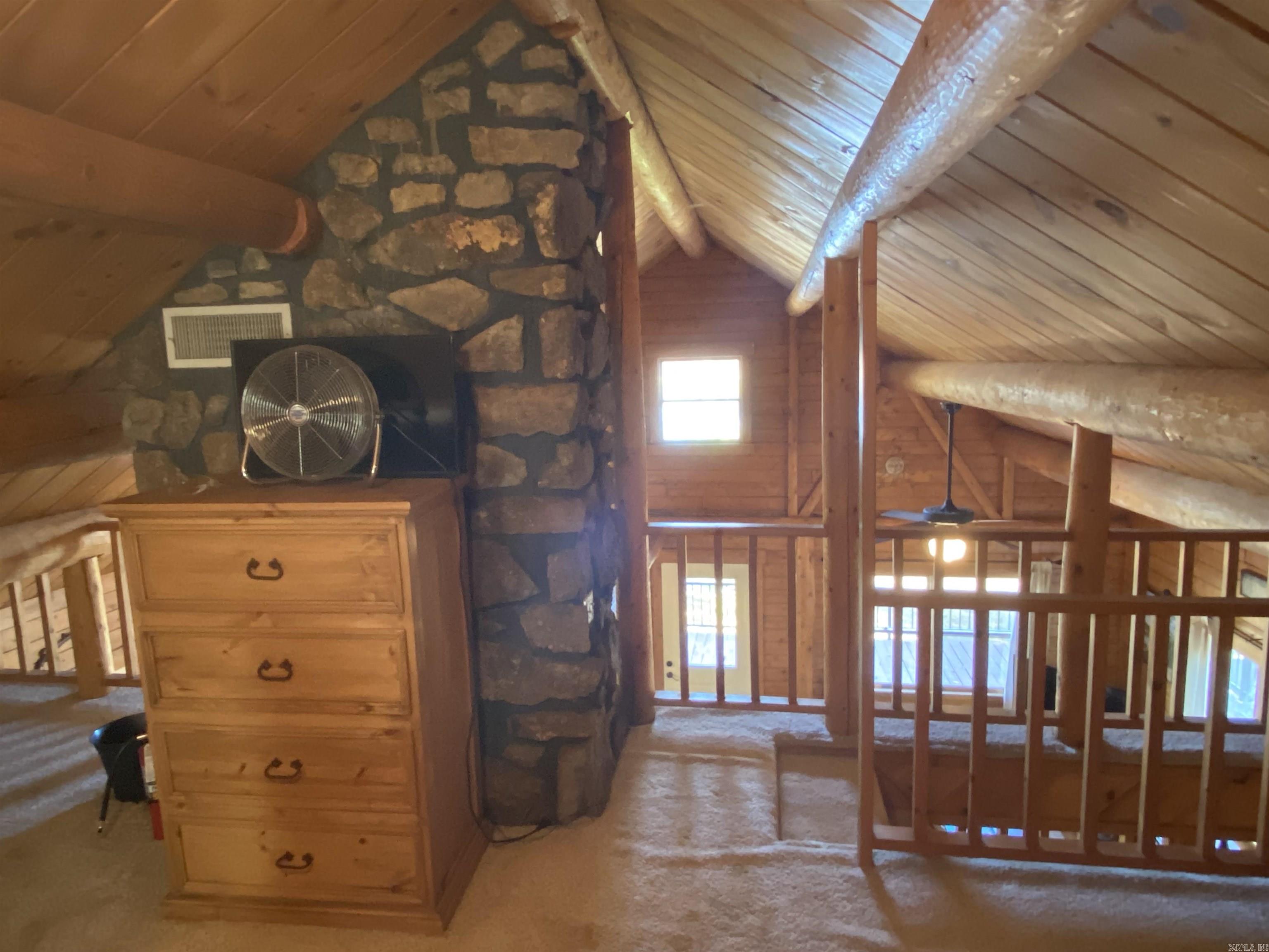 760  Davidson  Greers Ferry, AR