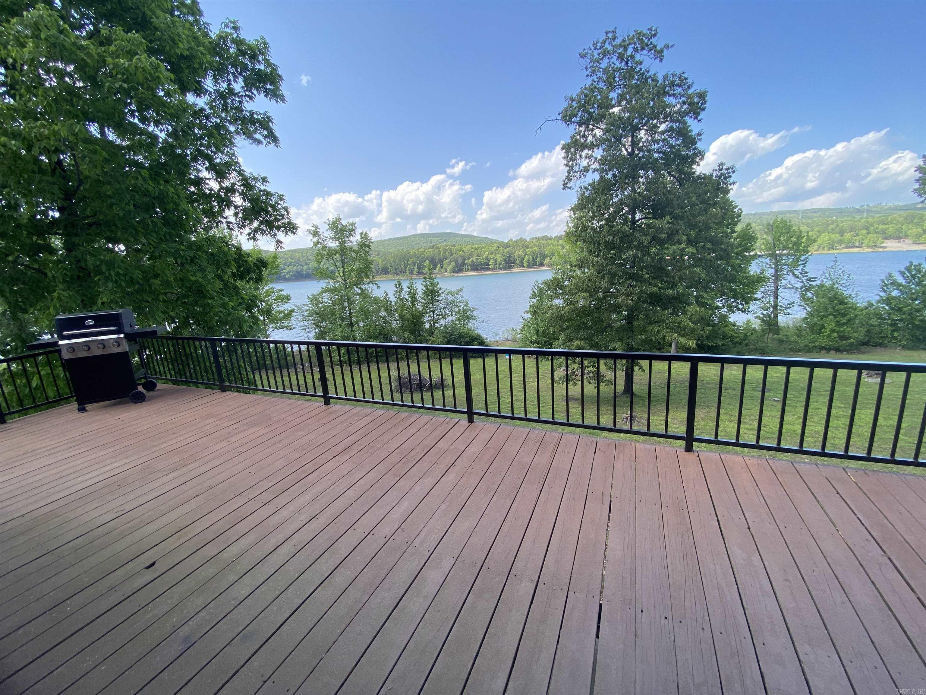 760  Davidson  Greers Ferry, AR