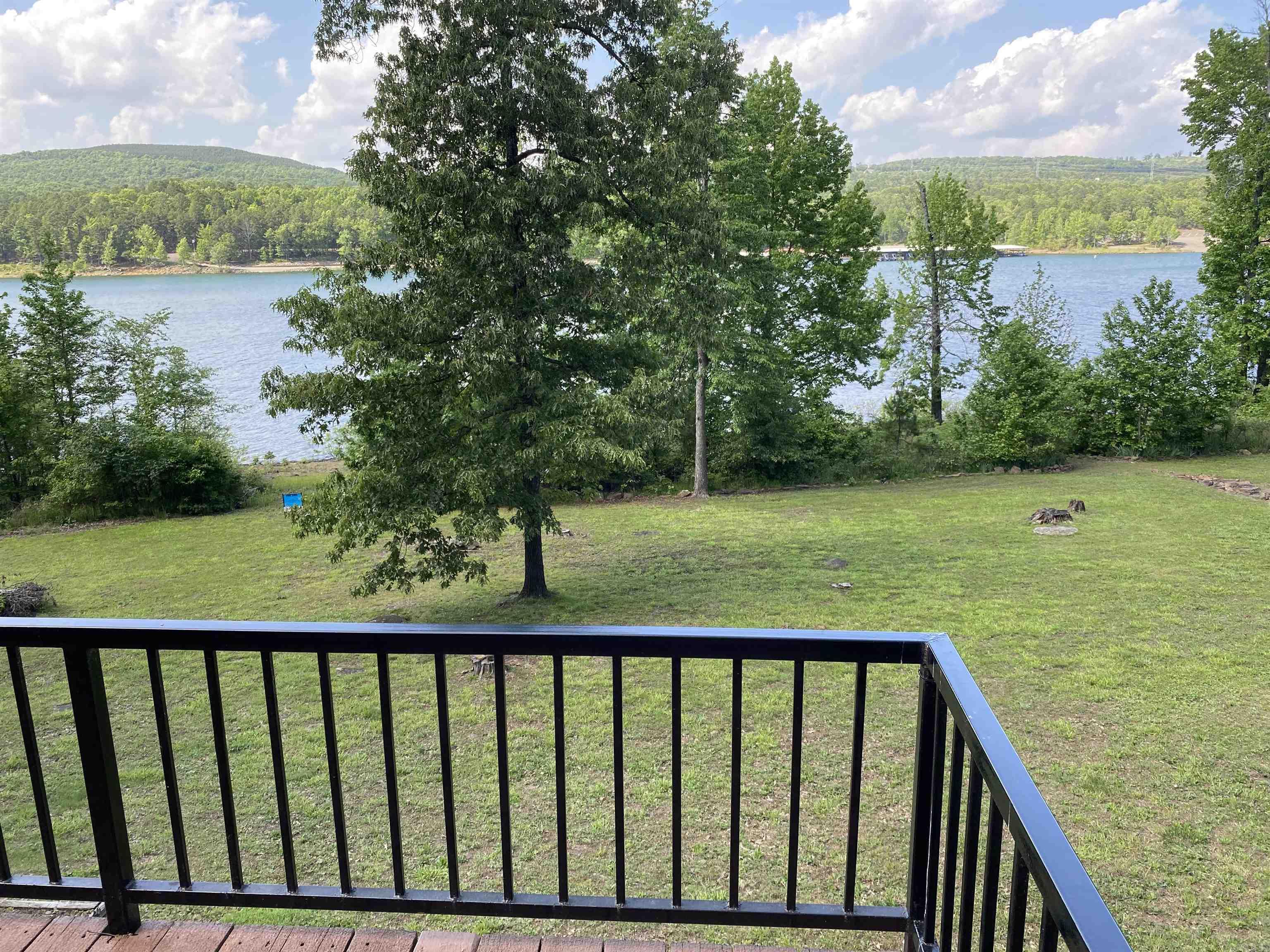 760  Davidson  Greers Ferry, AR