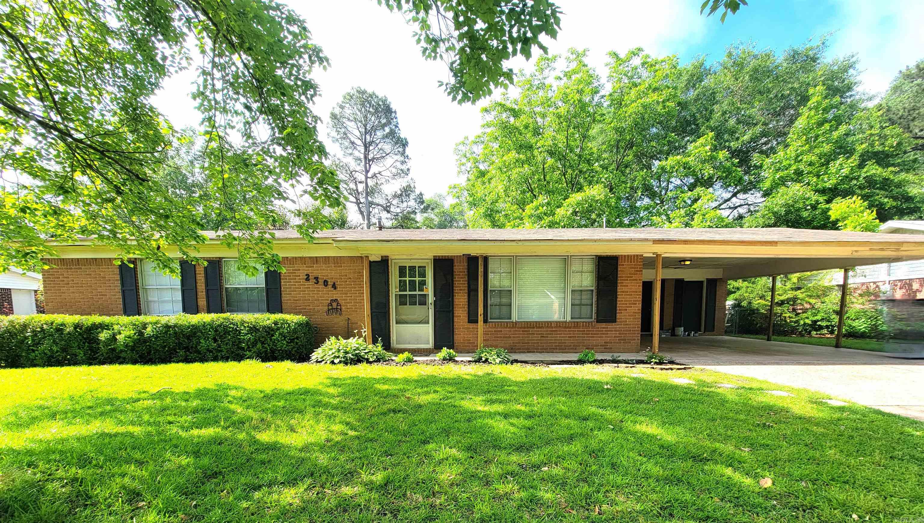 2304 W 47  Pine Bluff, AR