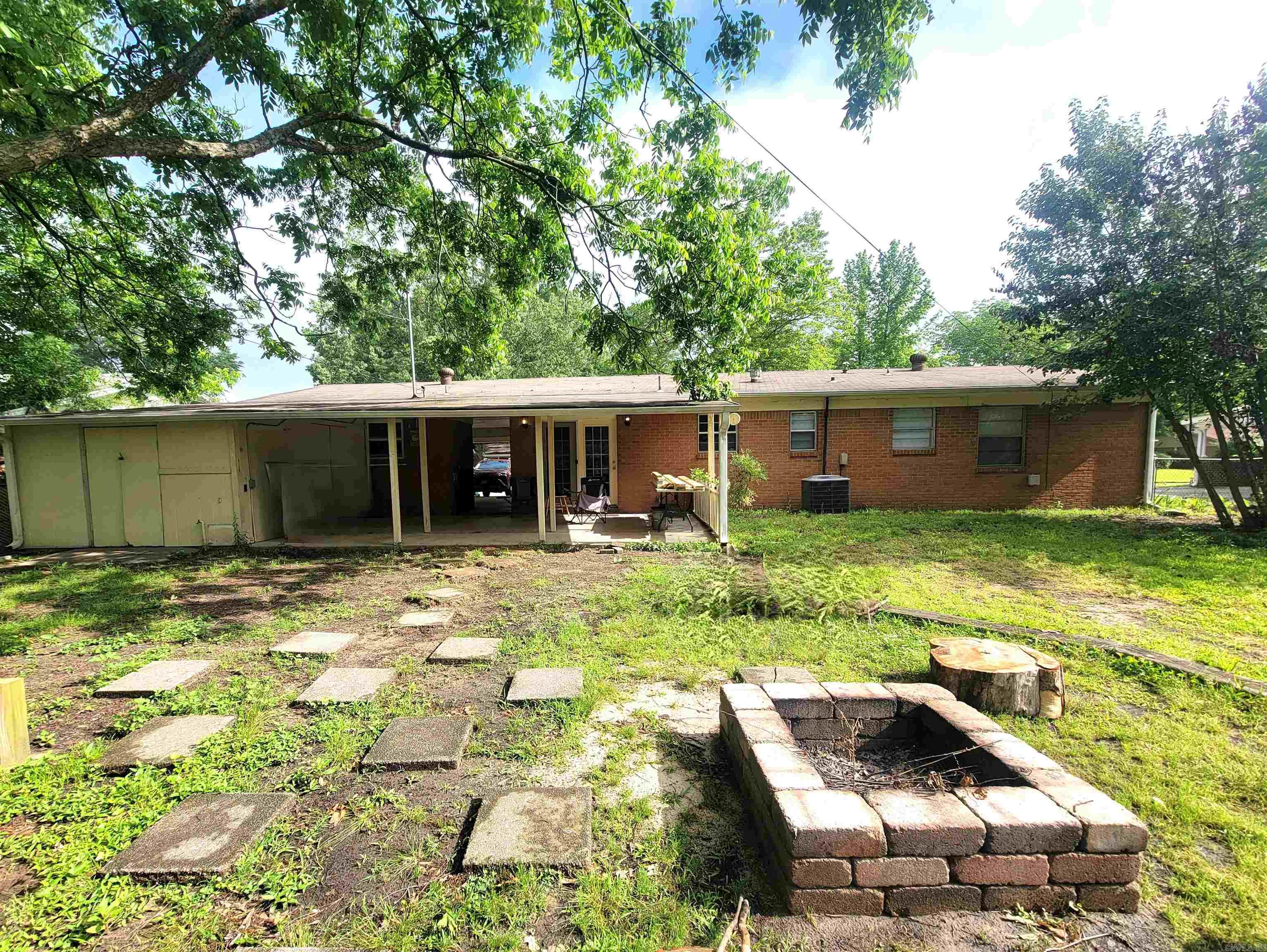 2304 W 47  Pine Bluff, AR